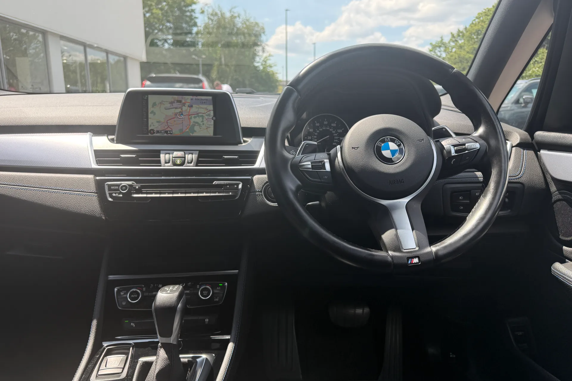 BMW 2 SERIES thumbnail image number 35