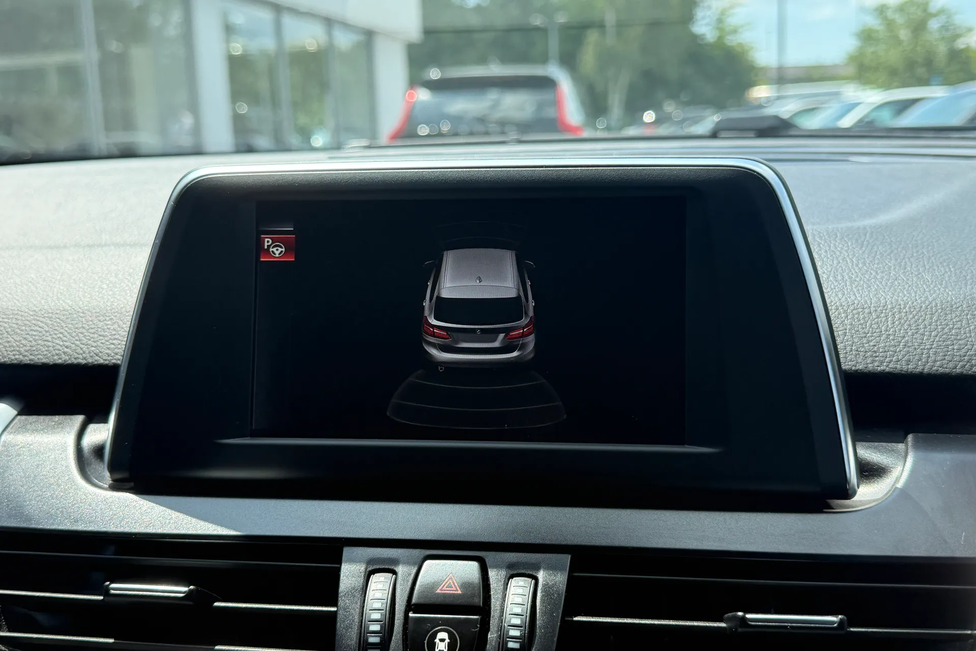 BMW 2 SERIES thumbnail image number 4