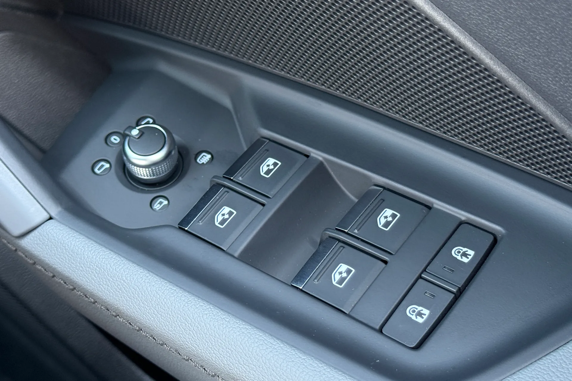 Audi A3 thumbnail image number 26