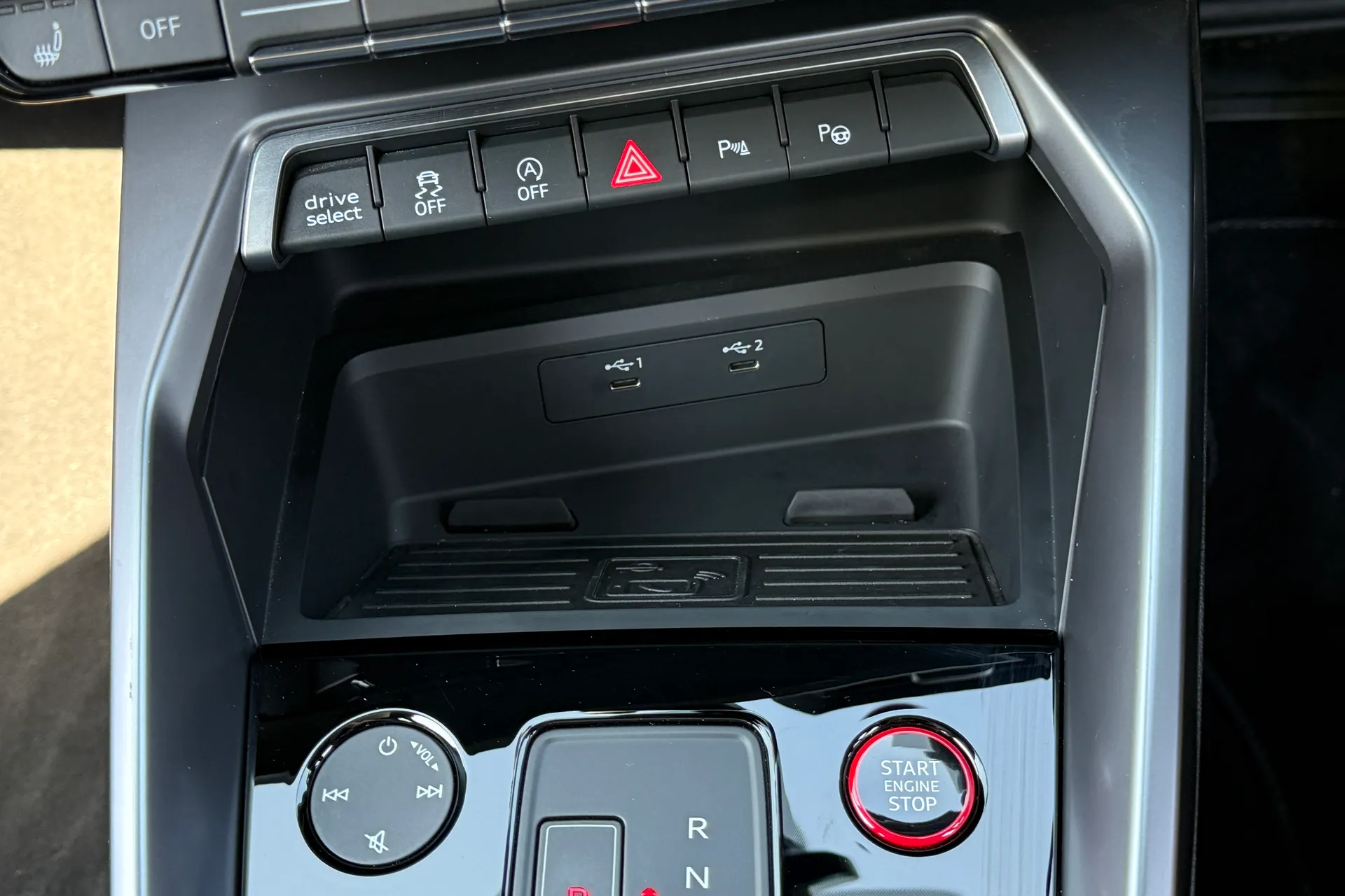 Audi A3 thumbnail image number 21