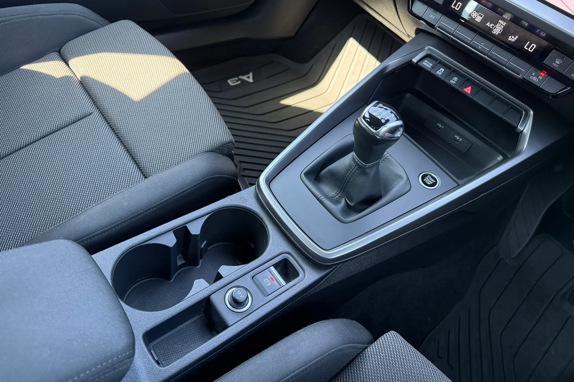 Audi A3 thumbnail image number 38