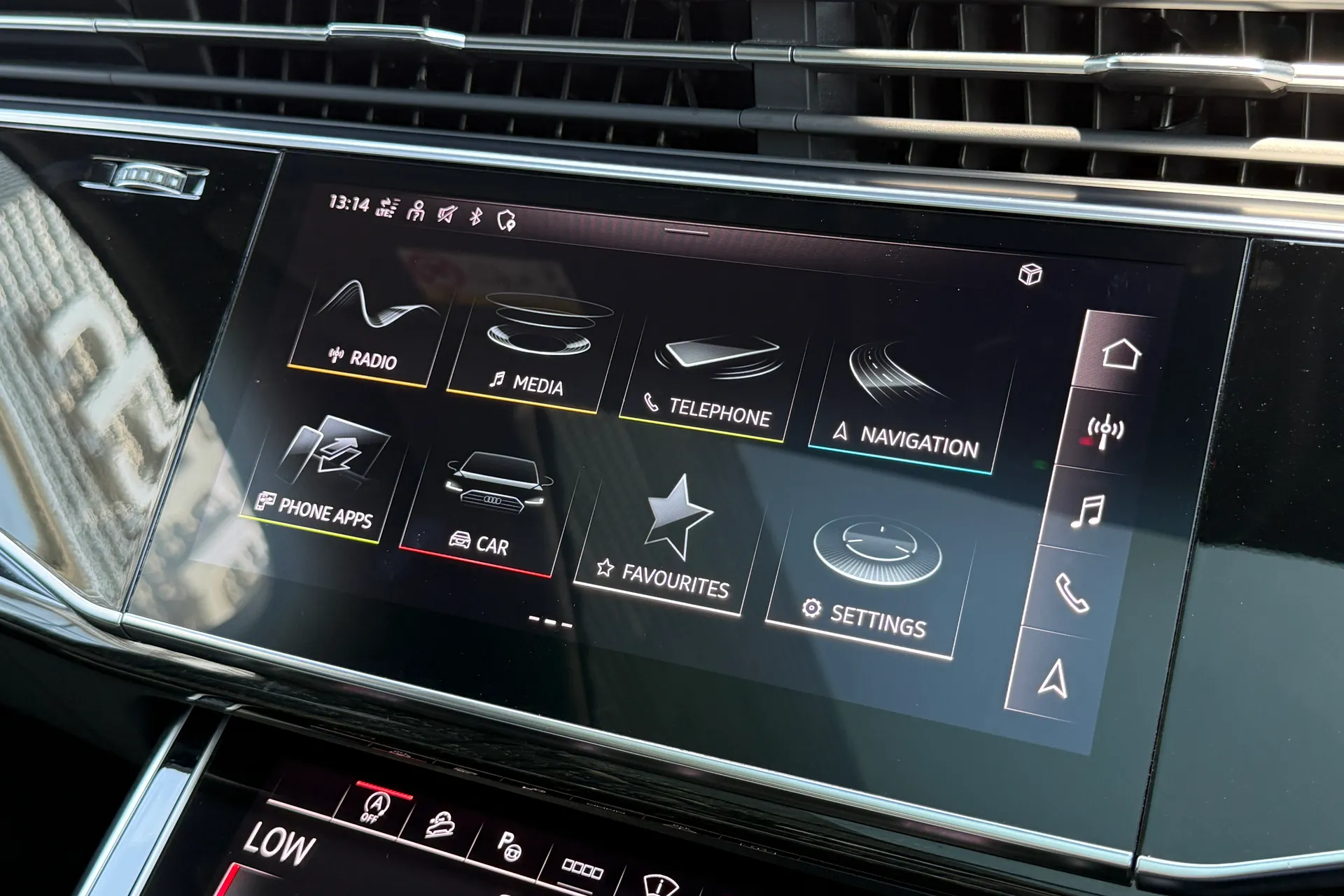 Audi Q7 thumbnail image number 48