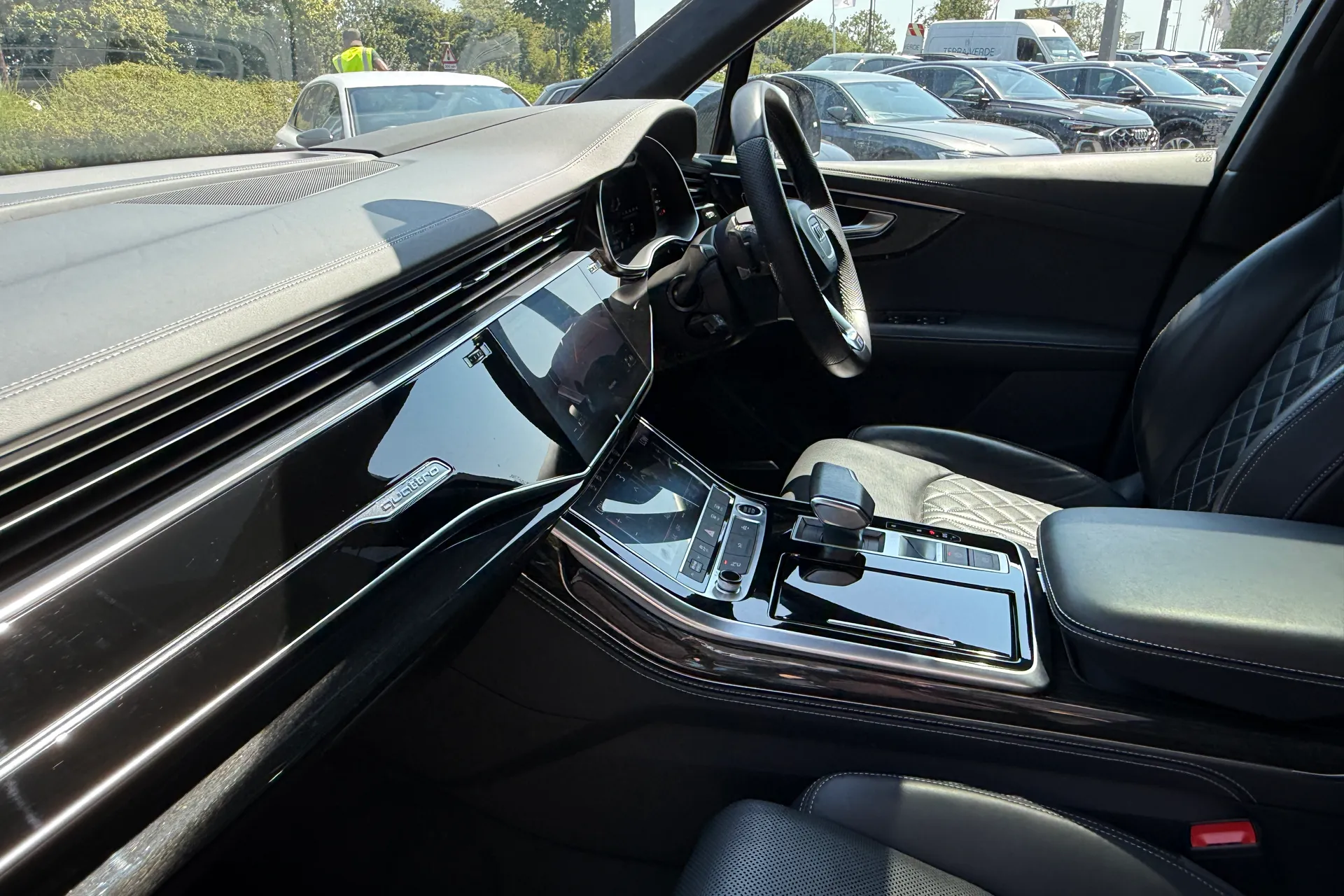 Audi Q7 thumbnail image number 47