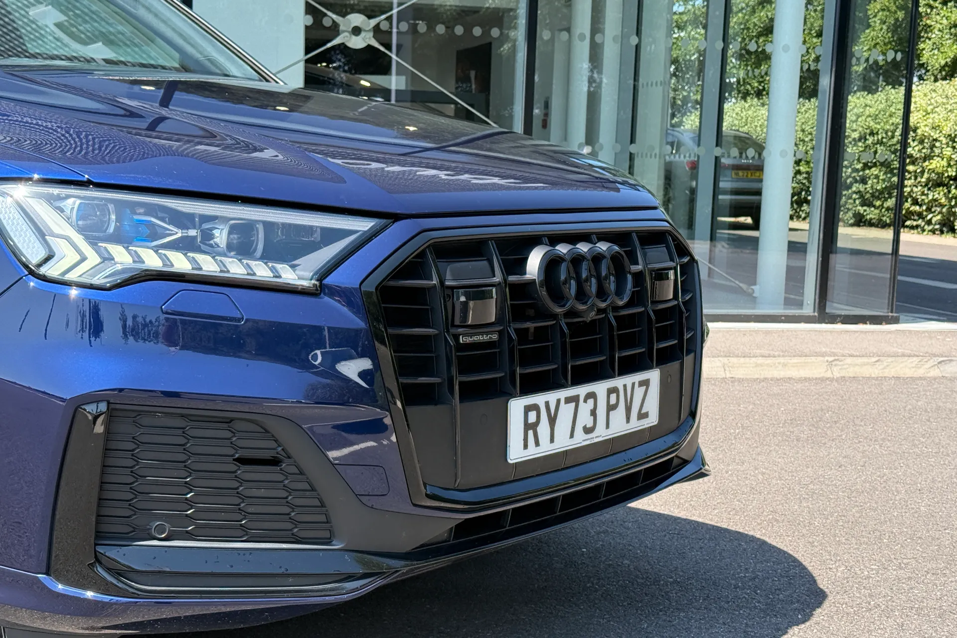 Audi Q7 thumbnail image number 9