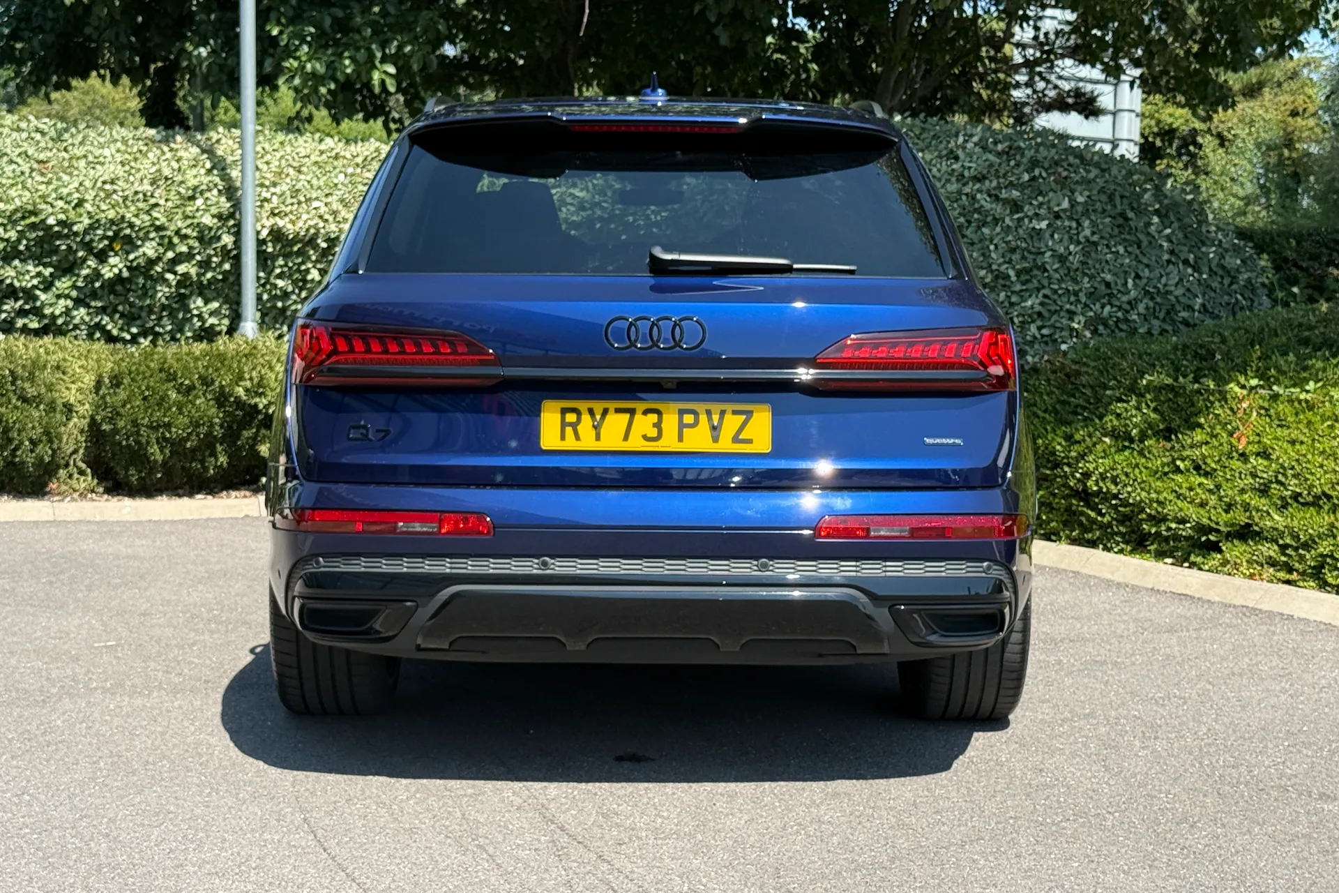 Audi Q7 thumbnail image number 30