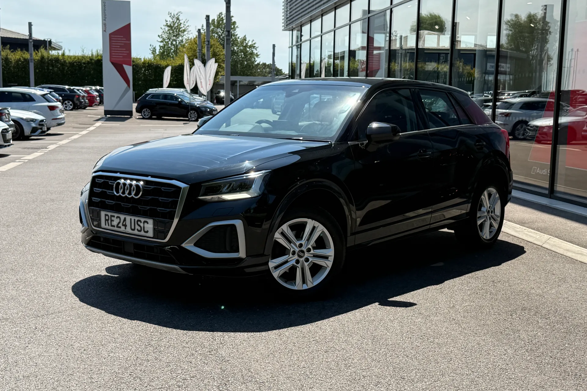 Audi Q2 thumbnail image number 6