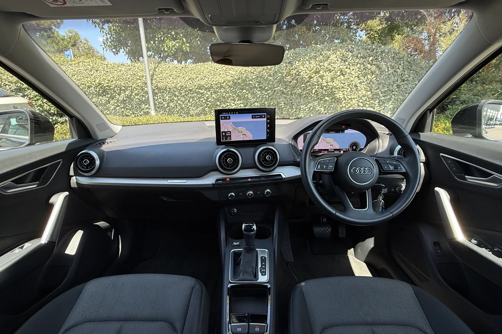 Audi Q2 thumbnail image number 4