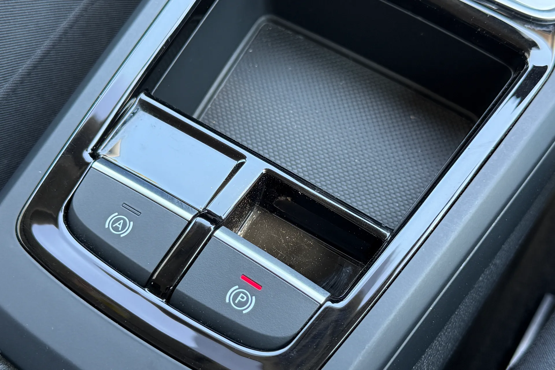Audi Q2 thumbnail image number 29