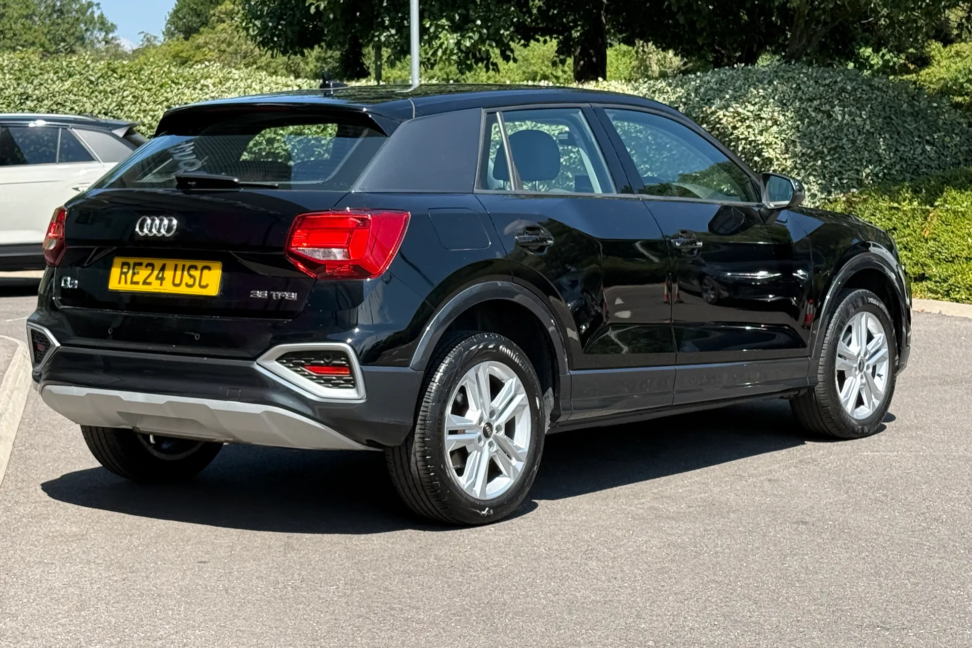 Audi Q2 thumbnail image number 15