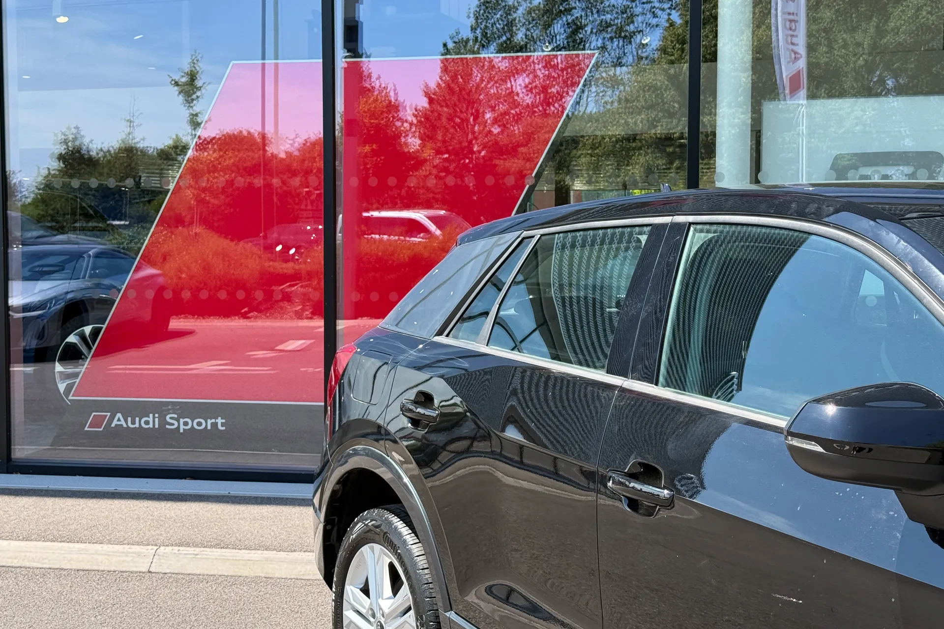Audi Q2 thumbnail image number 10
