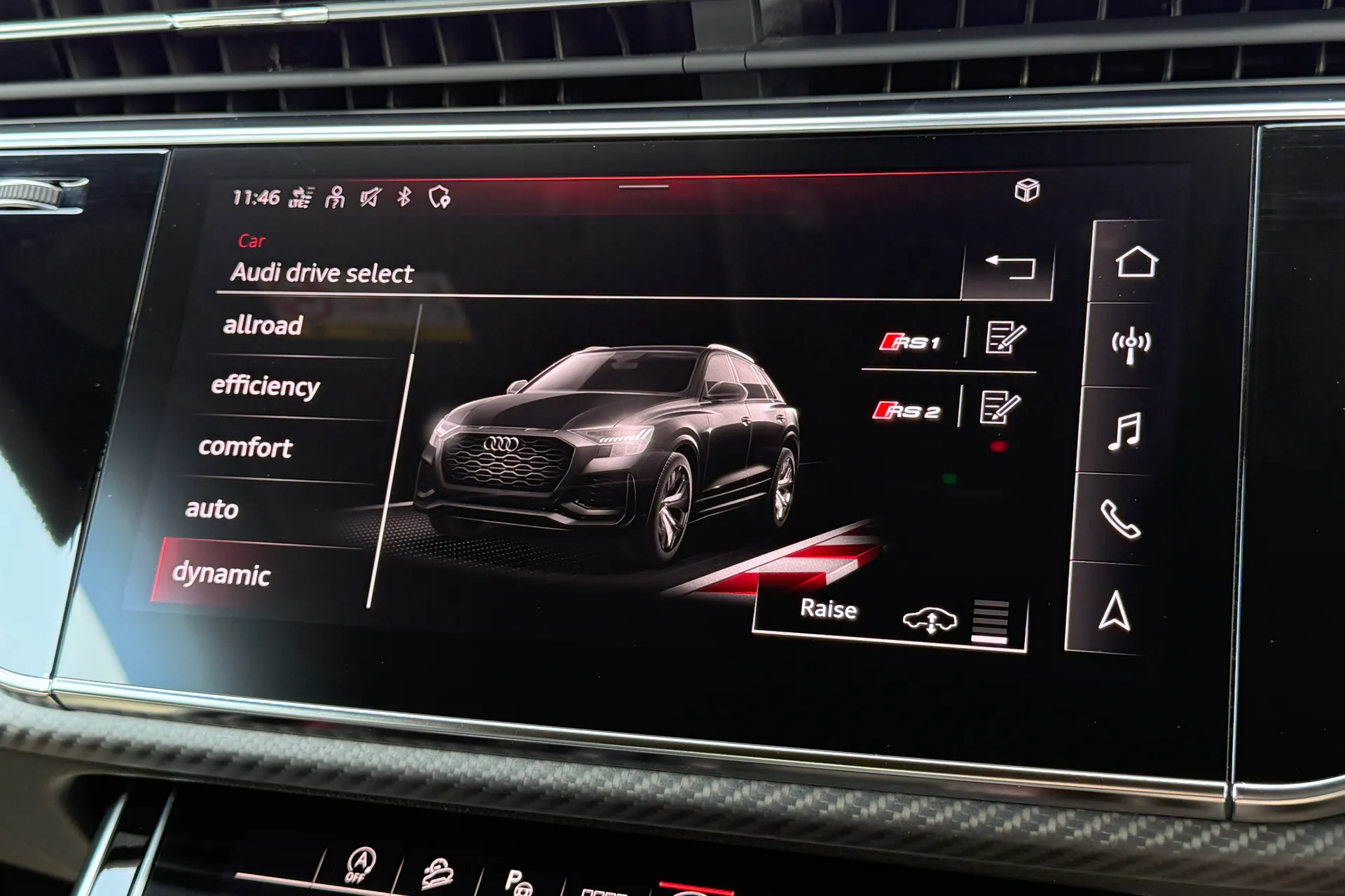 Audi RS Q8 thumbnail image number 13
