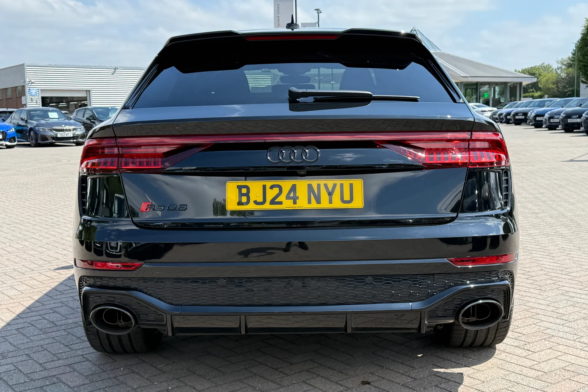 Audi RS Q8 thumbnail image number 44
