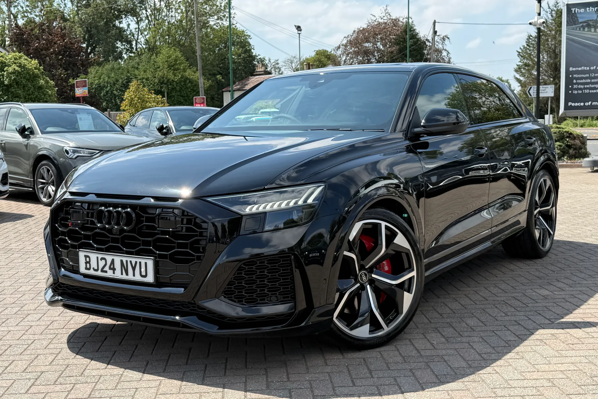 Audi RS Q8 thumbnail image number 34