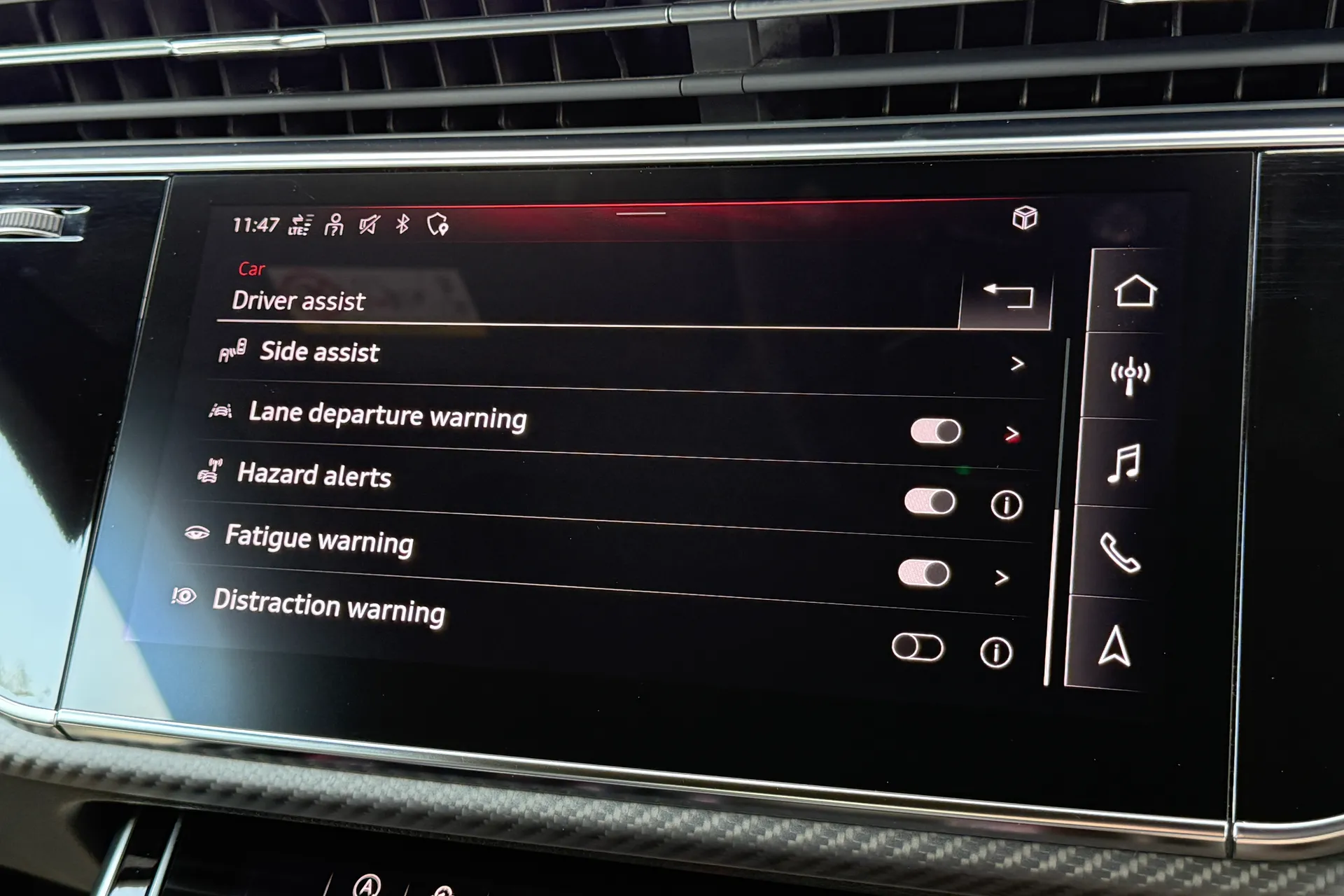 Audi RS Q8 thumbnail image number 15