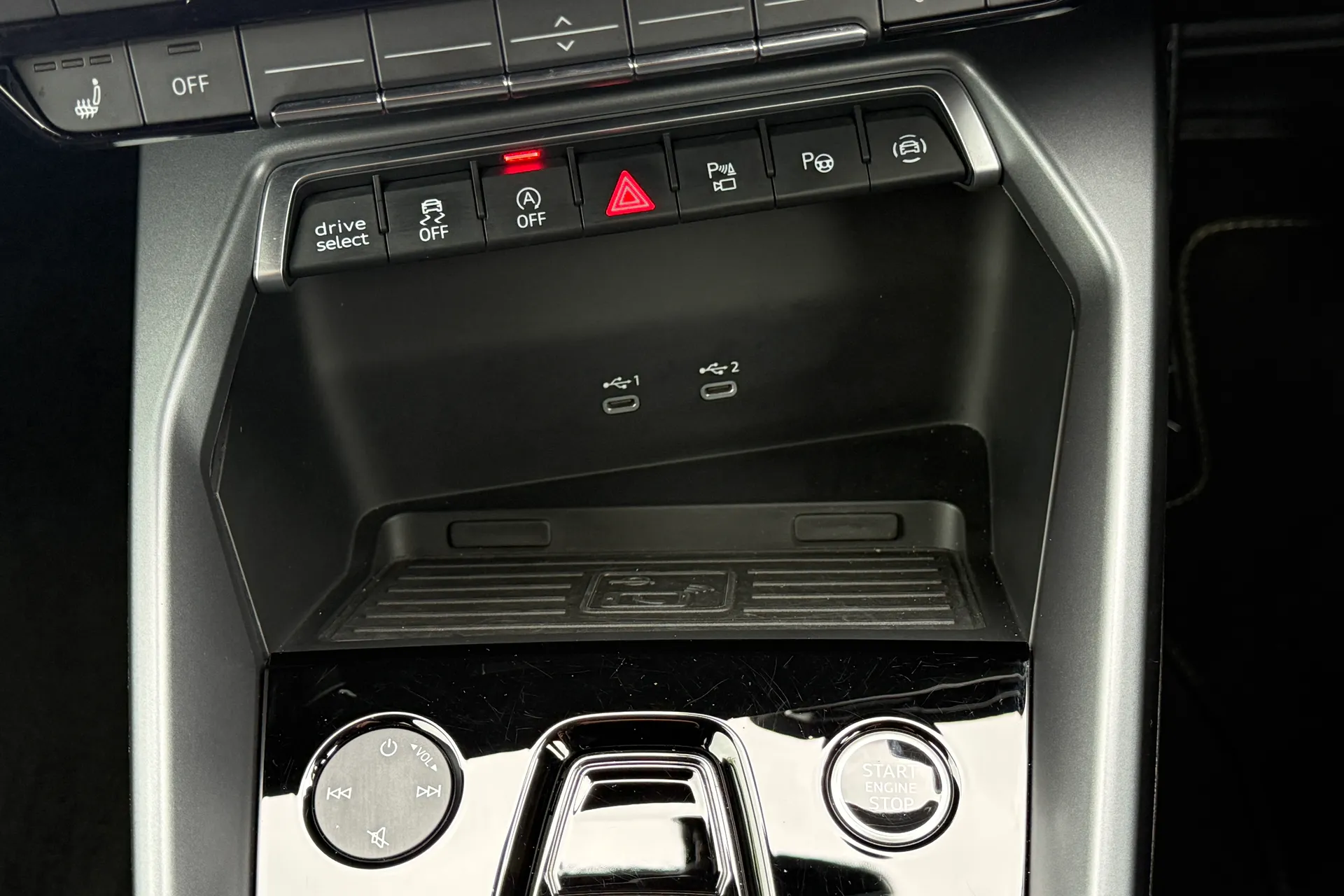 Audi A3 thumbnail image number 21