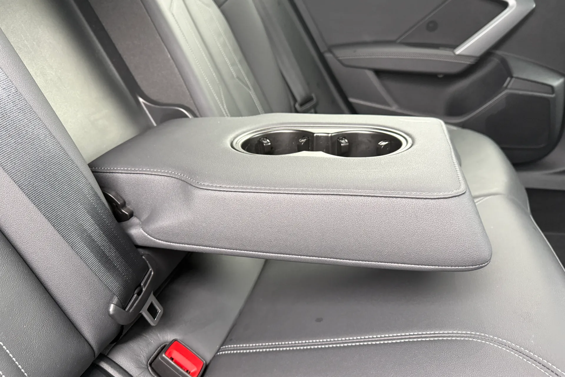 Audi A3 thumbnail image number 49