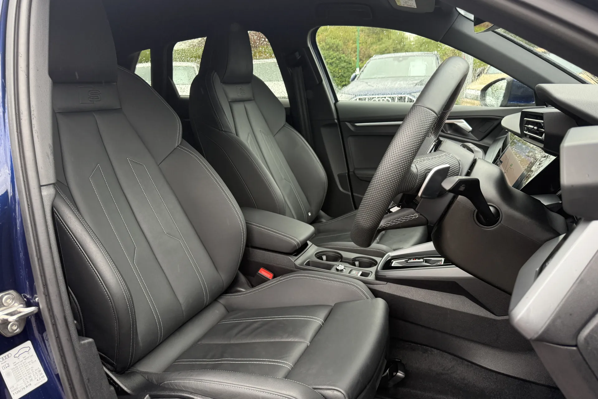 Audi A3 thumbnail image number 32