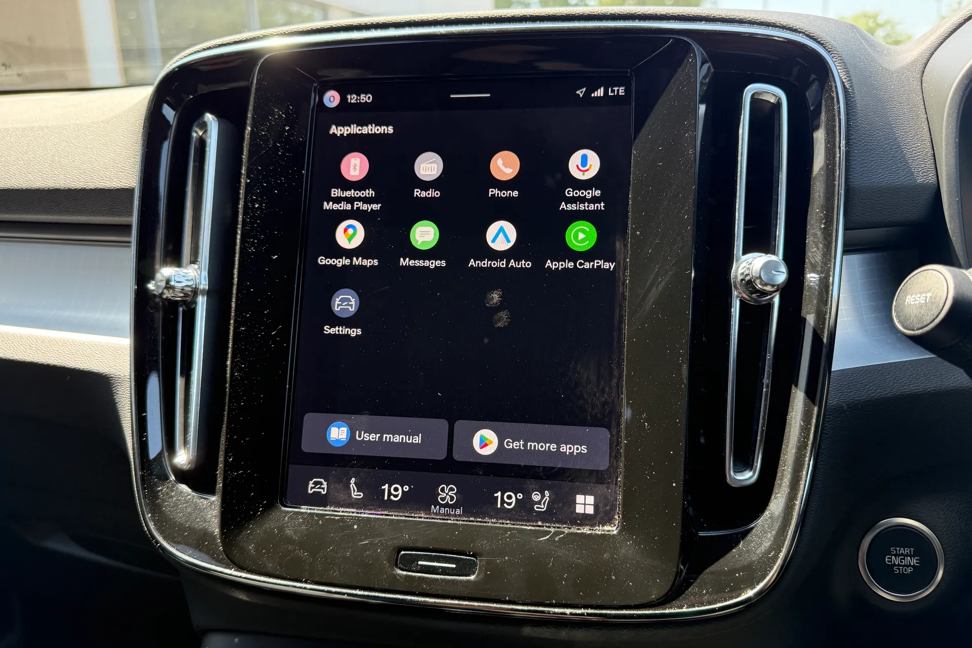 Volvo XC40 thumbnail image number 40