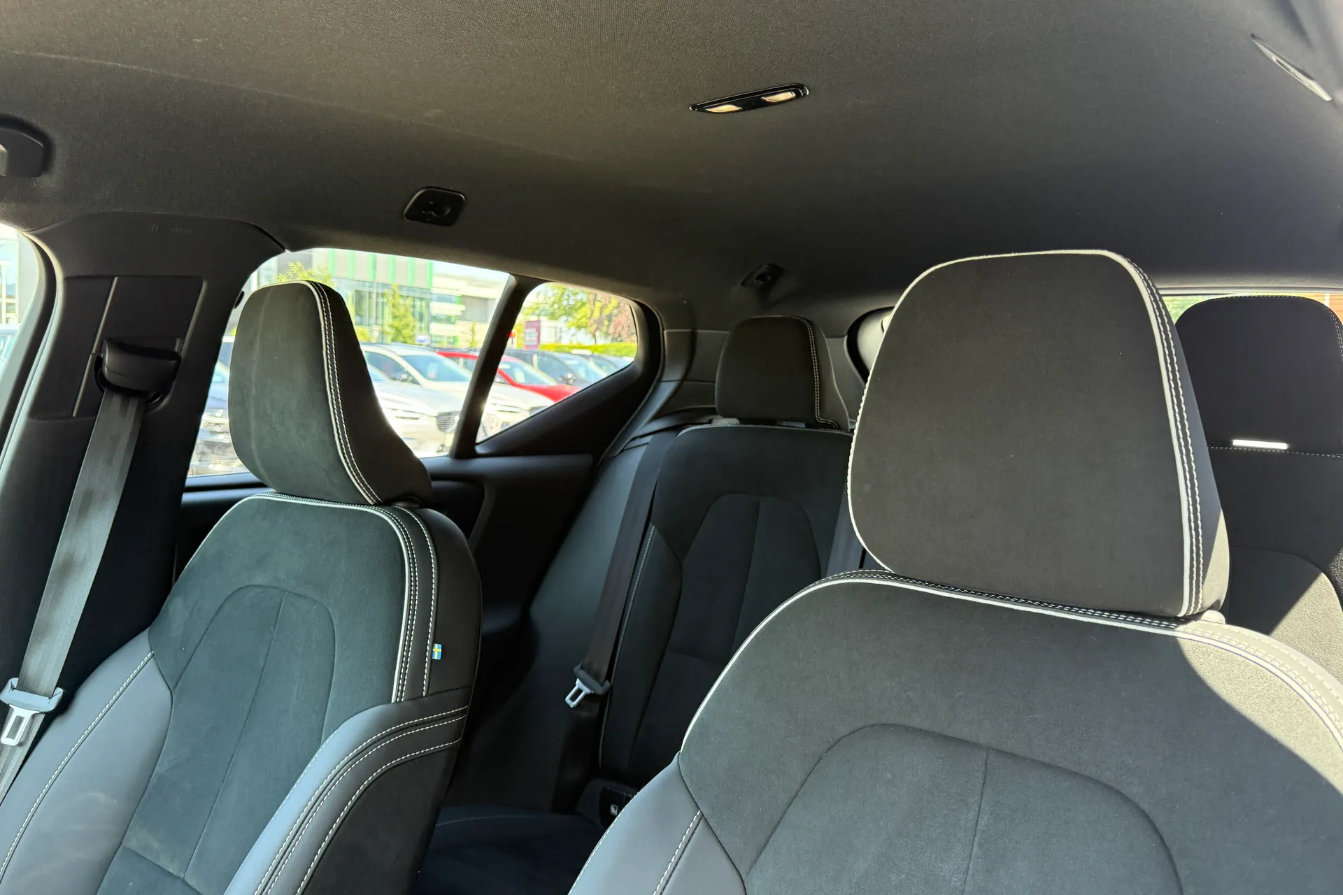Volvo XC40 thumbnail image number 29