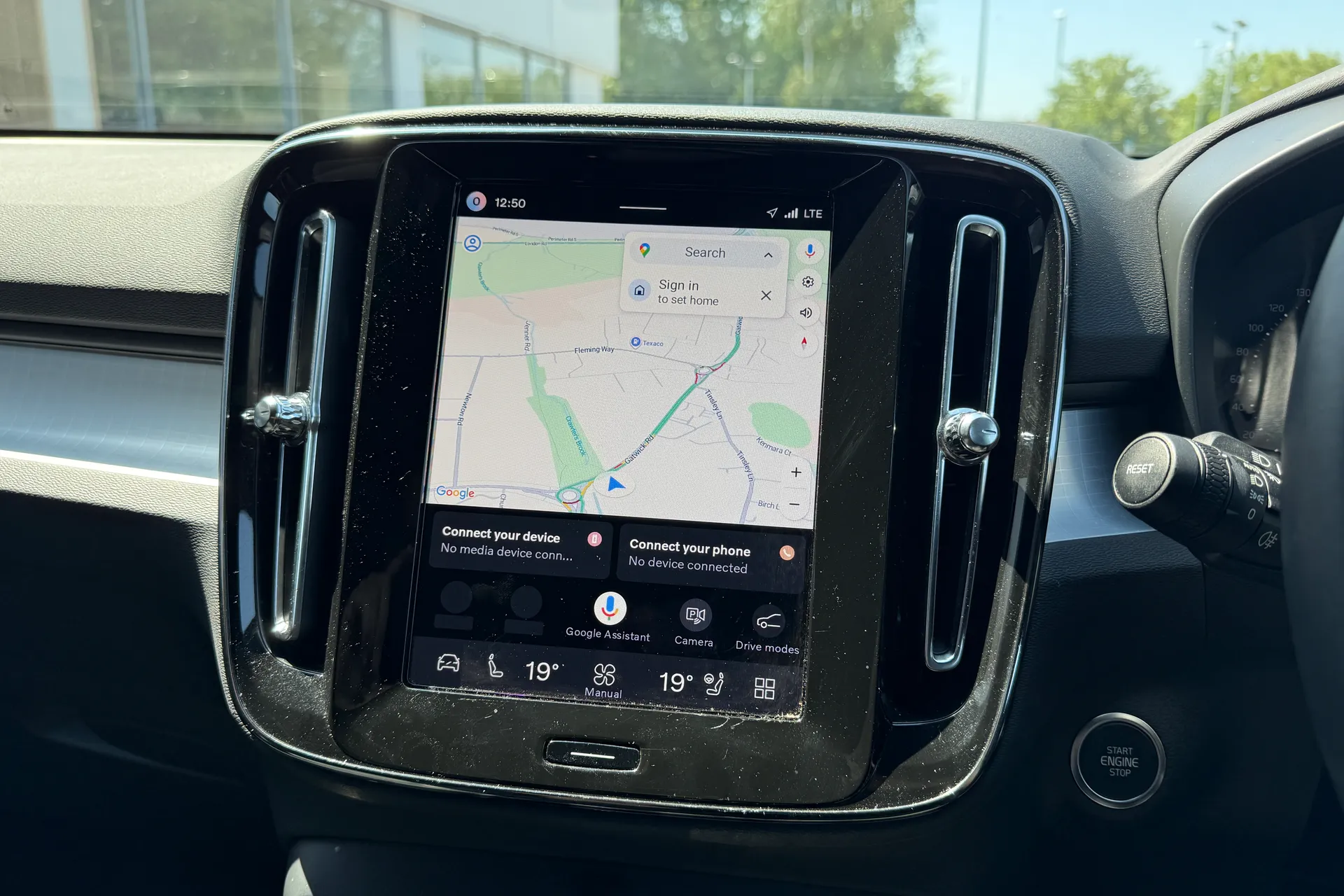 Volvo XC40 thumbnail image number 5