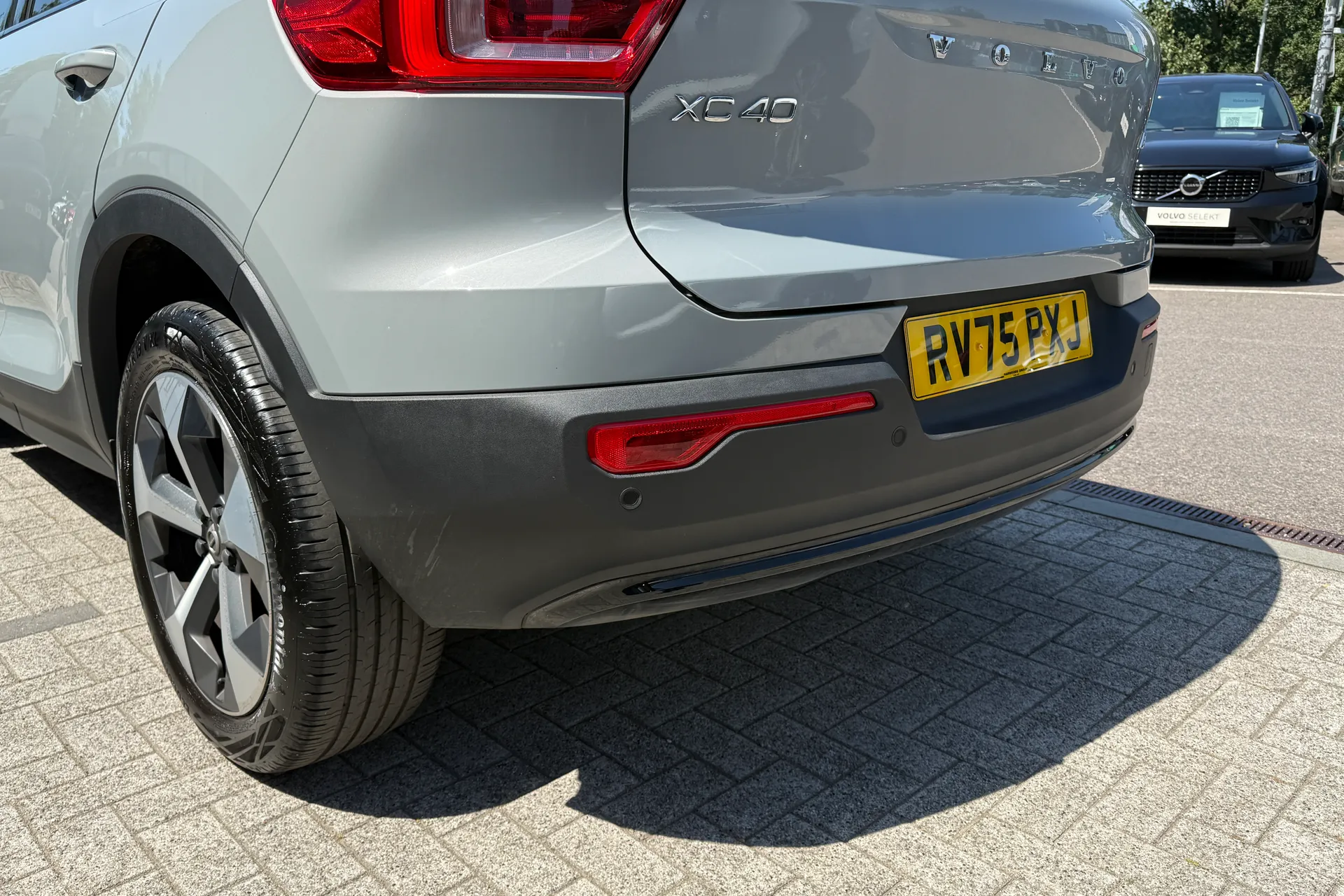 Volvo XC40 thumbnail image number 19