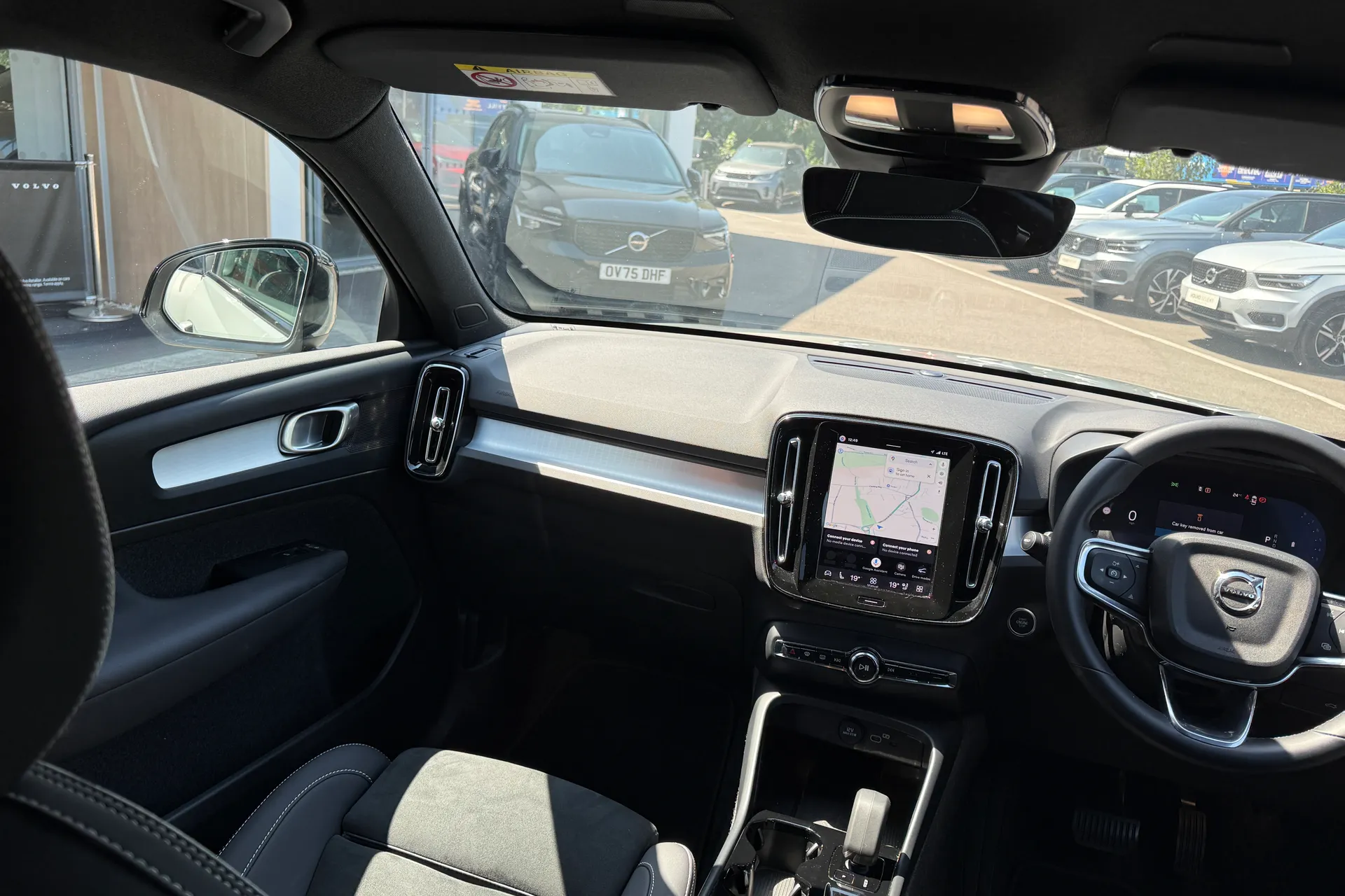 Volvo XC40 thumbnail image number 32