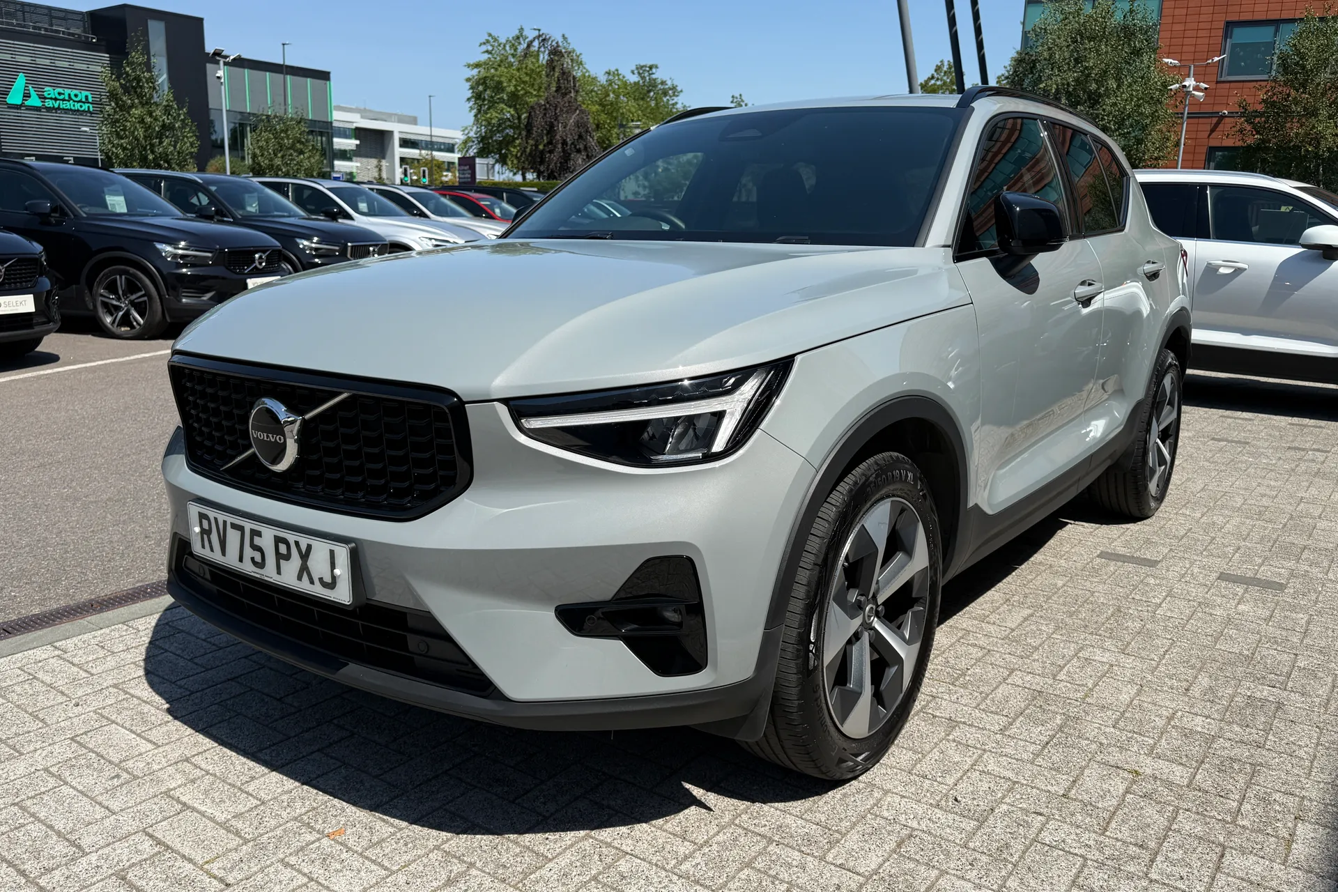Volvo XC40 thumbnail image number 12