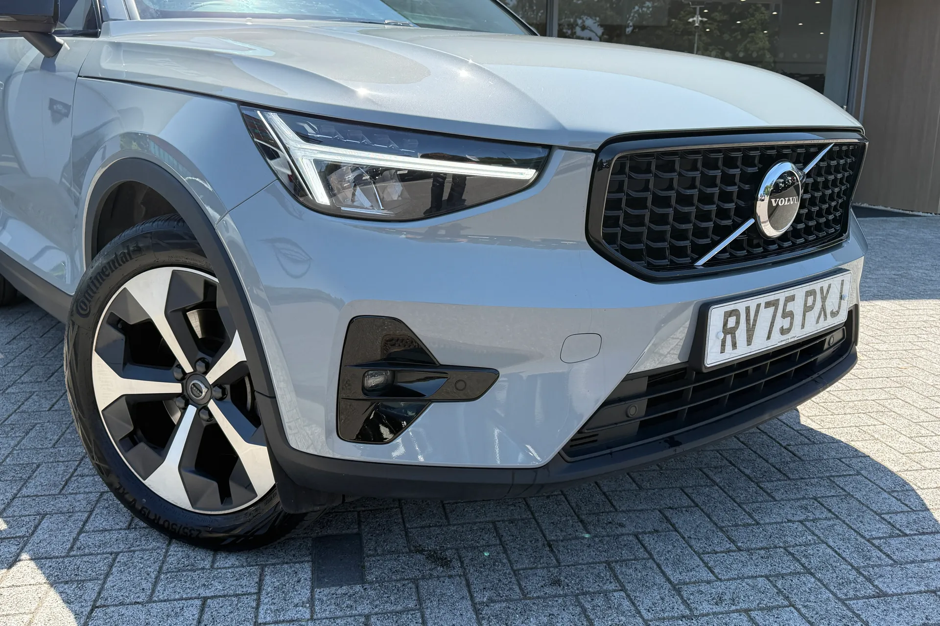 Volvo XC40 thumbnail image number 7