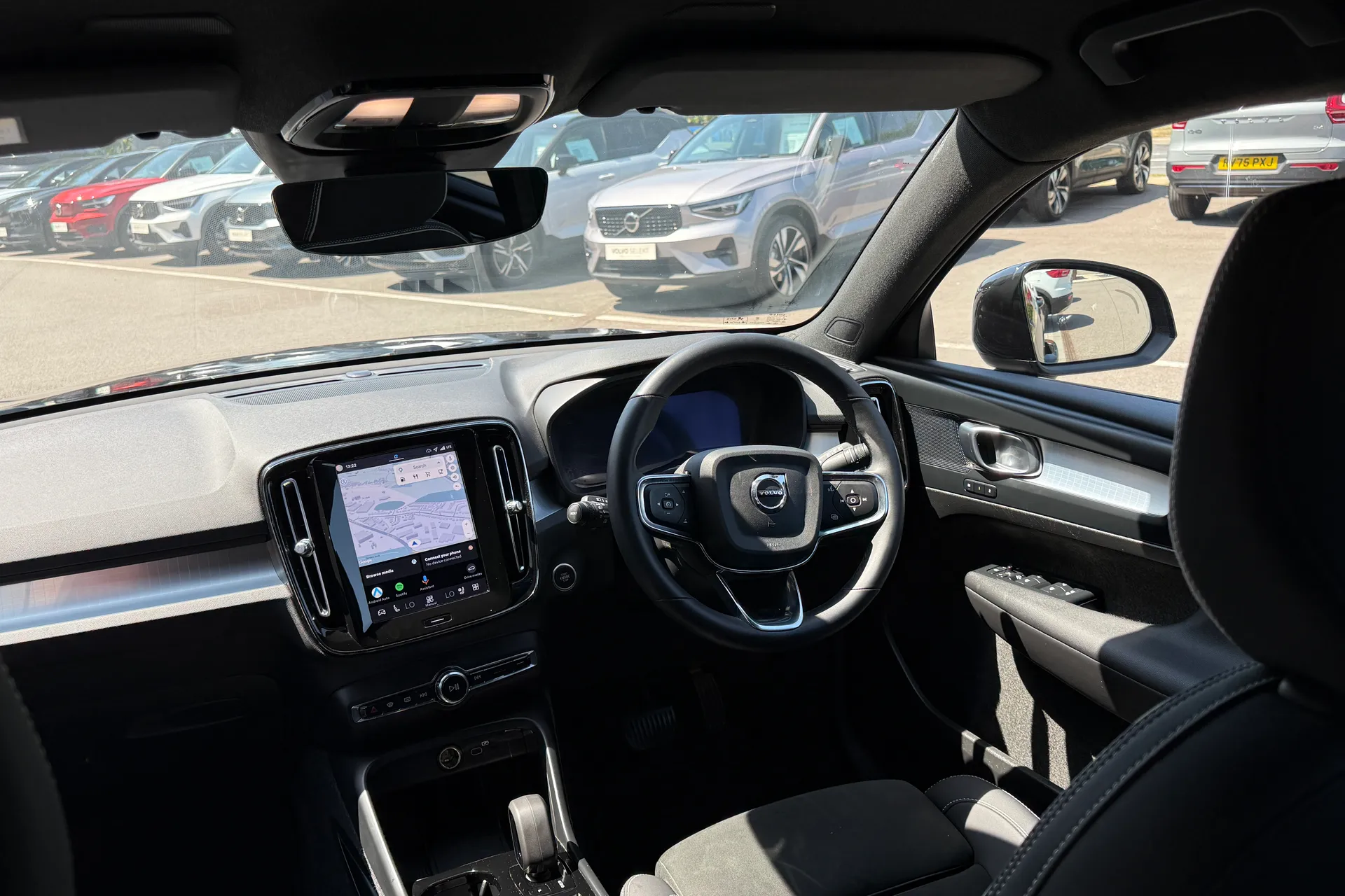 Volvo XC40 thumbnail image number 34