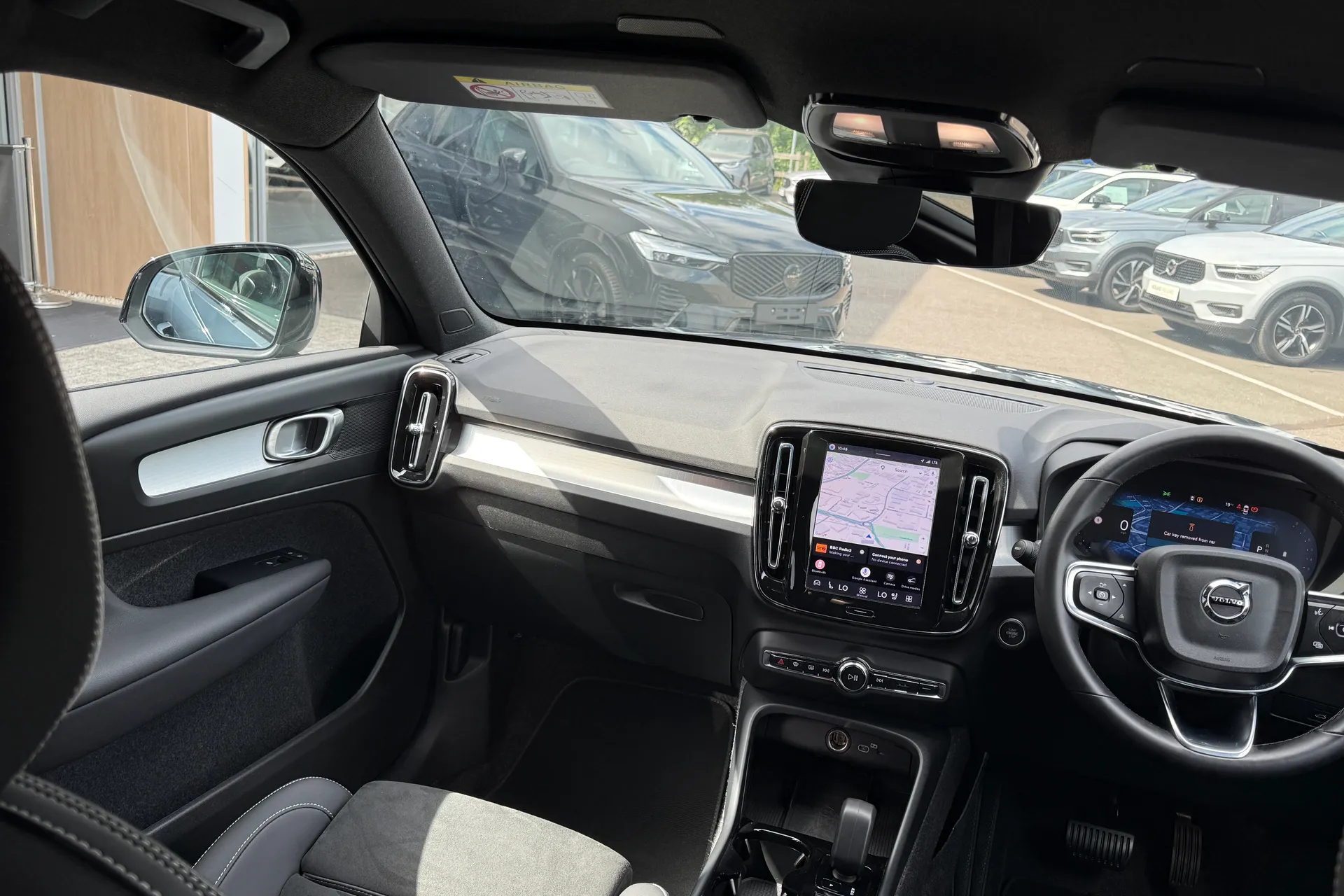 Volvo XC40 thumbnail image number 29