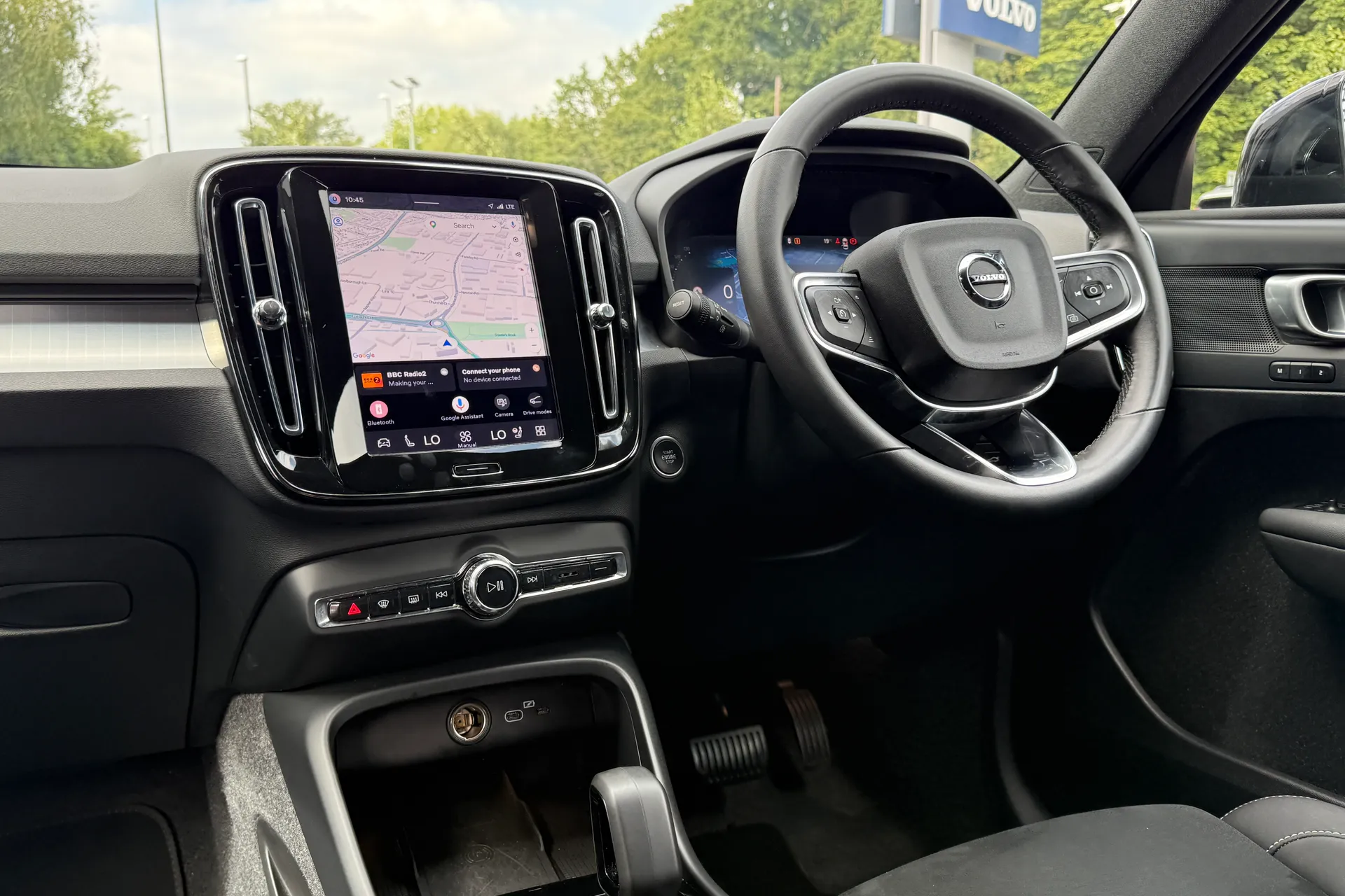 Volvo XC40 thumbnail image number 32
