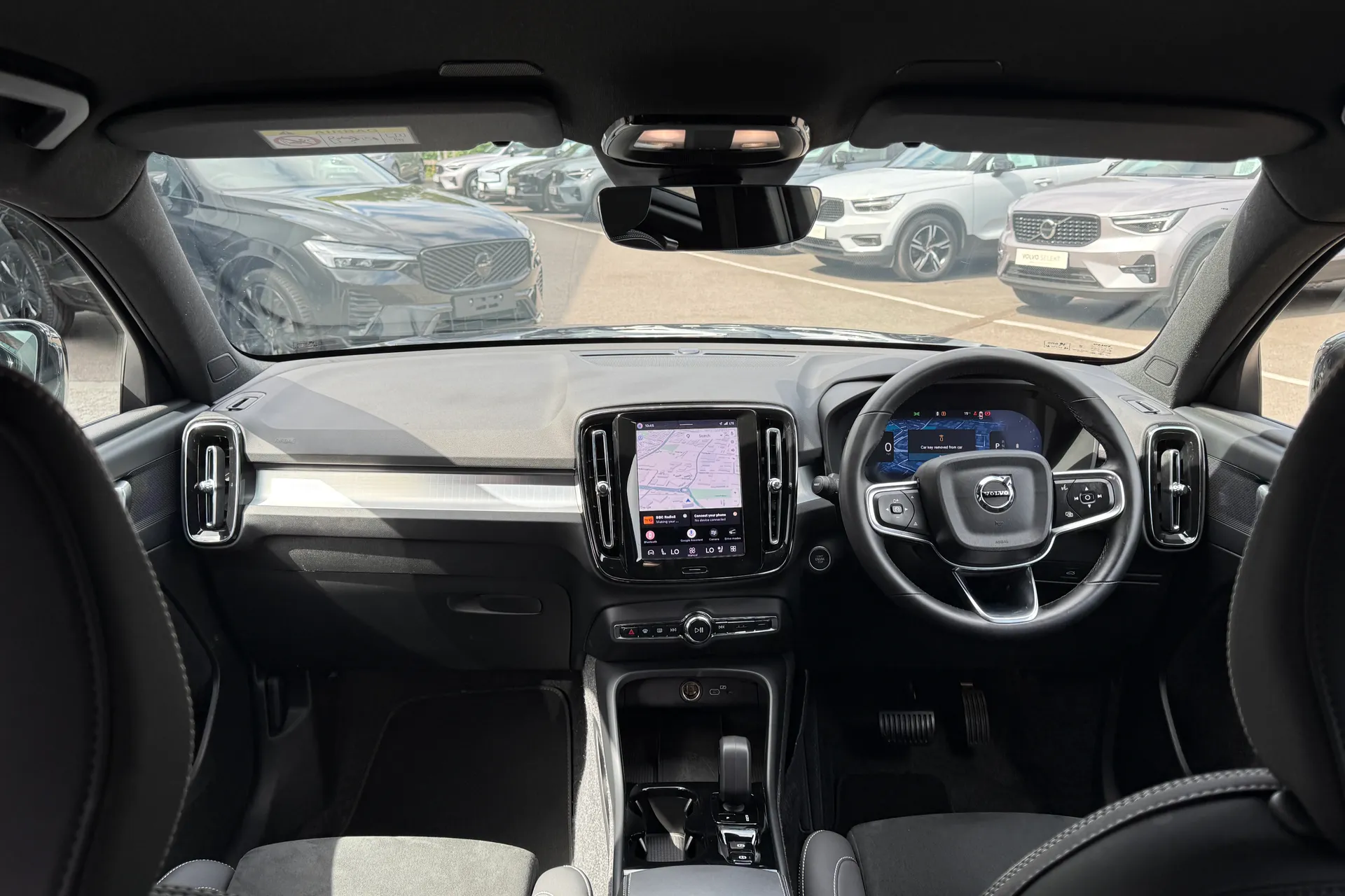Volvo XC40 thumbnail image number 28
