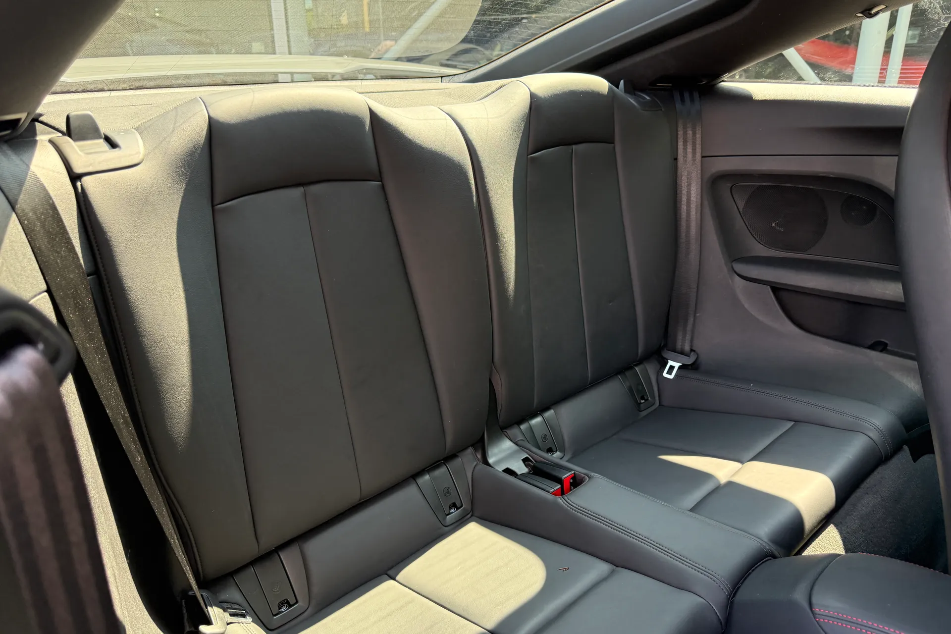 Audi TT thumbnail image number 33