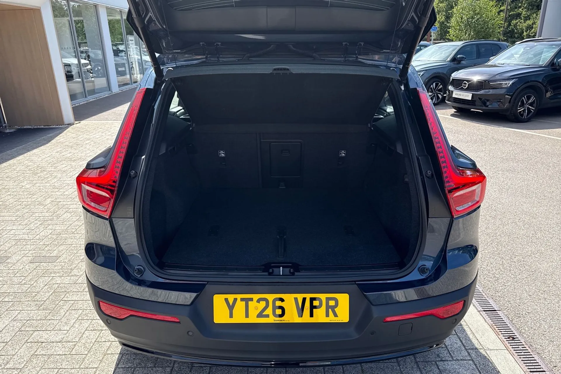 Volvo XC40 thumbnail image number 20
