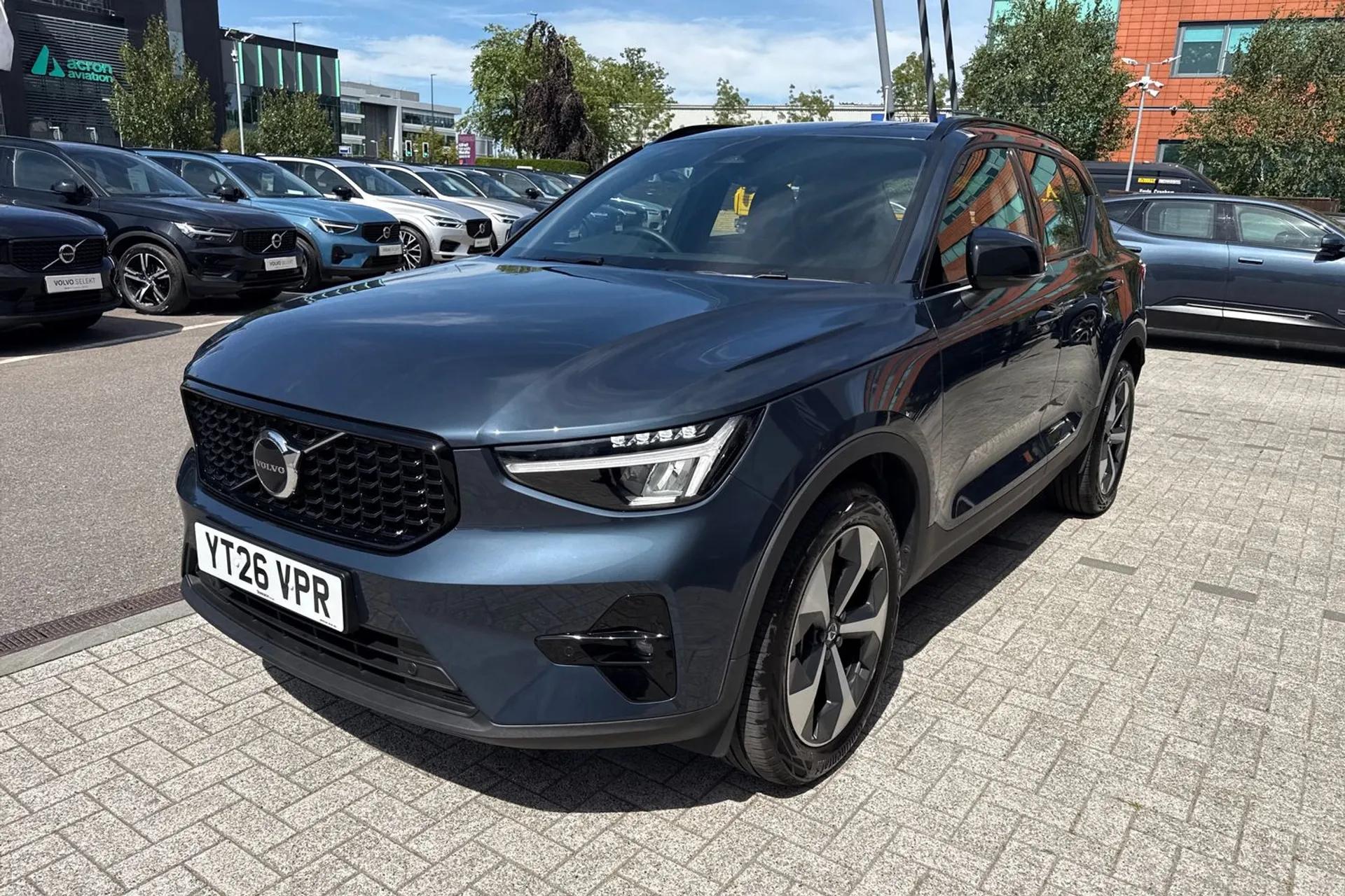 Volvo XC40 thumbnail image number 12
