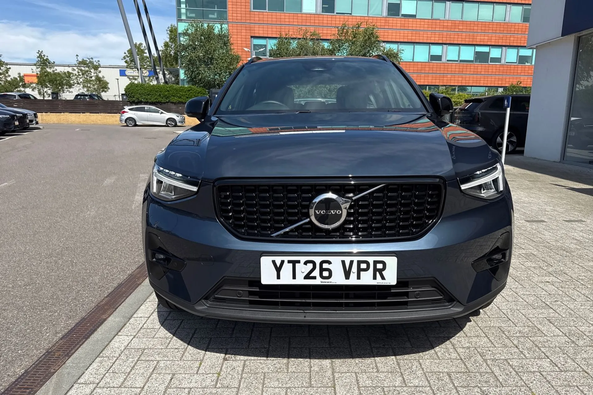 Volvo XC40 thumbnail image number 13
