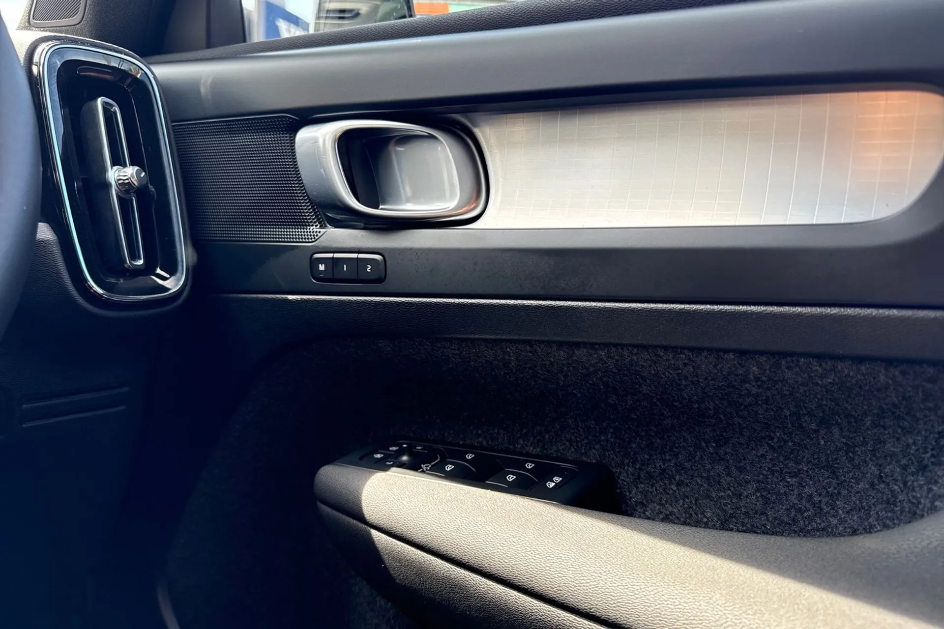 Volvo XC40 thumbnail image number 41