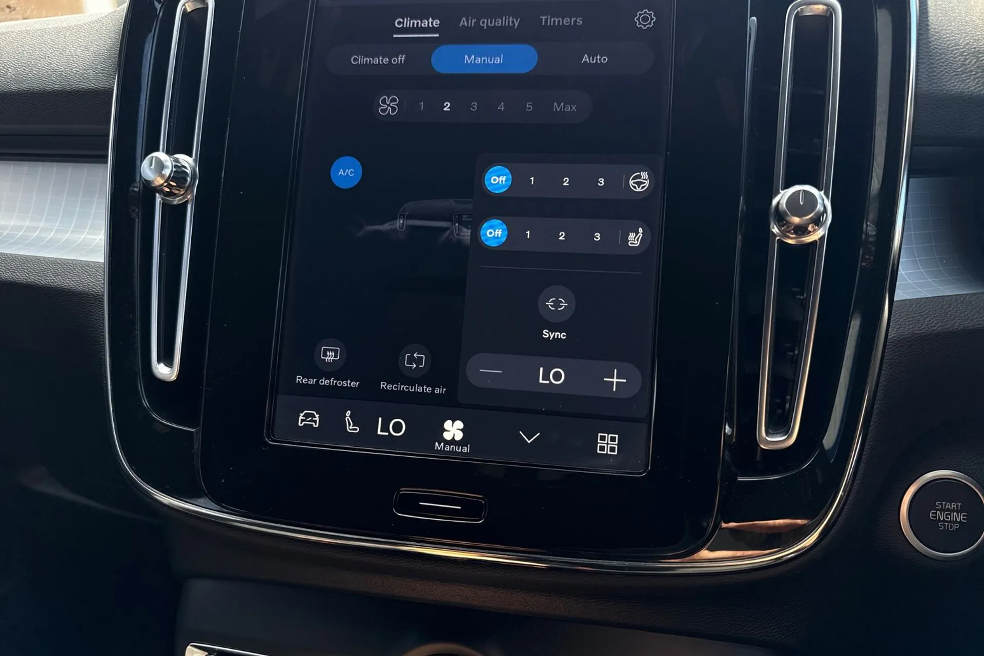 Volvo XC40 thumbnail image number 39