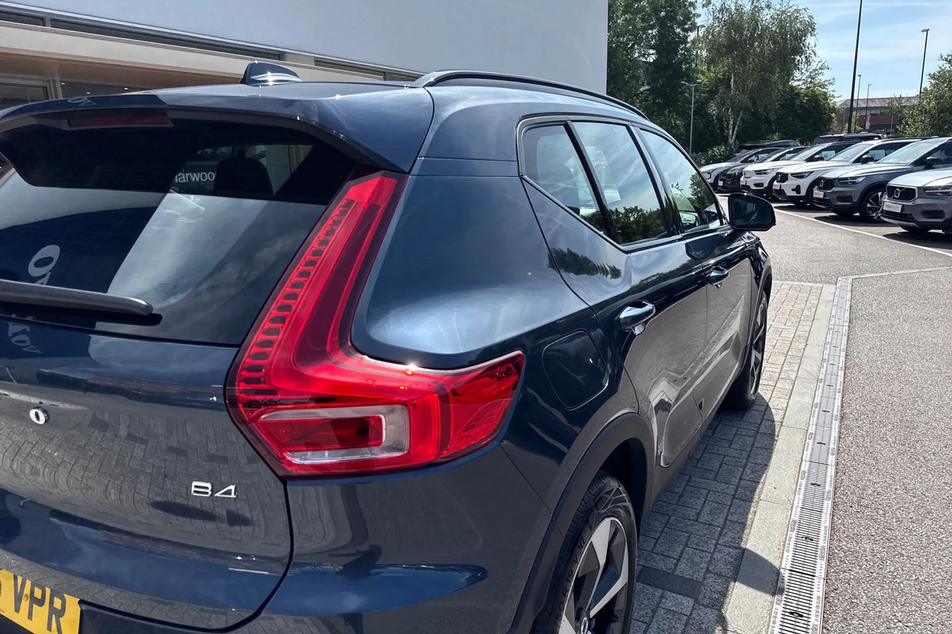 Volvo XC40 thumbnail image number 15