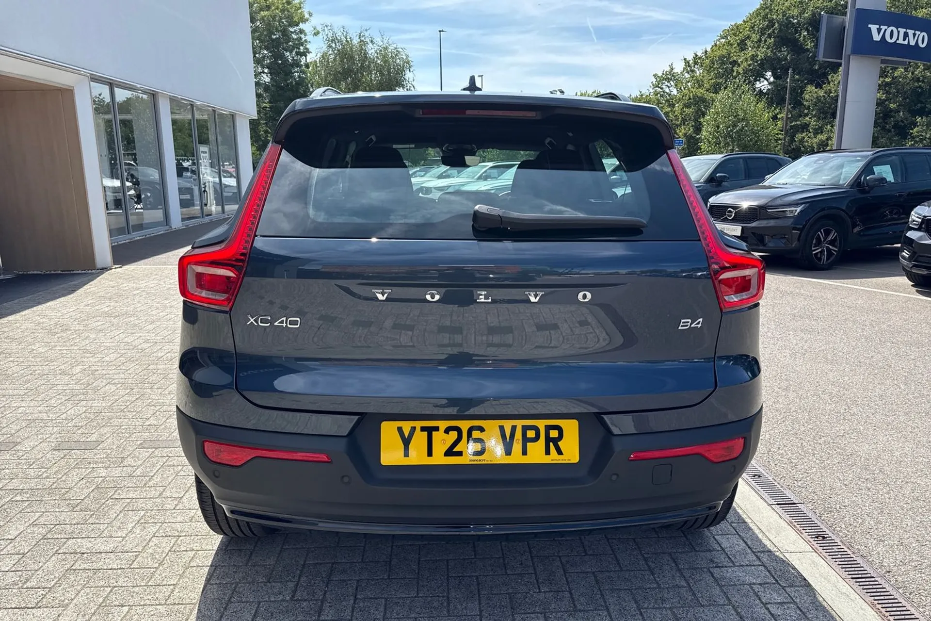 Volvo XC40 thumbnail image number 9