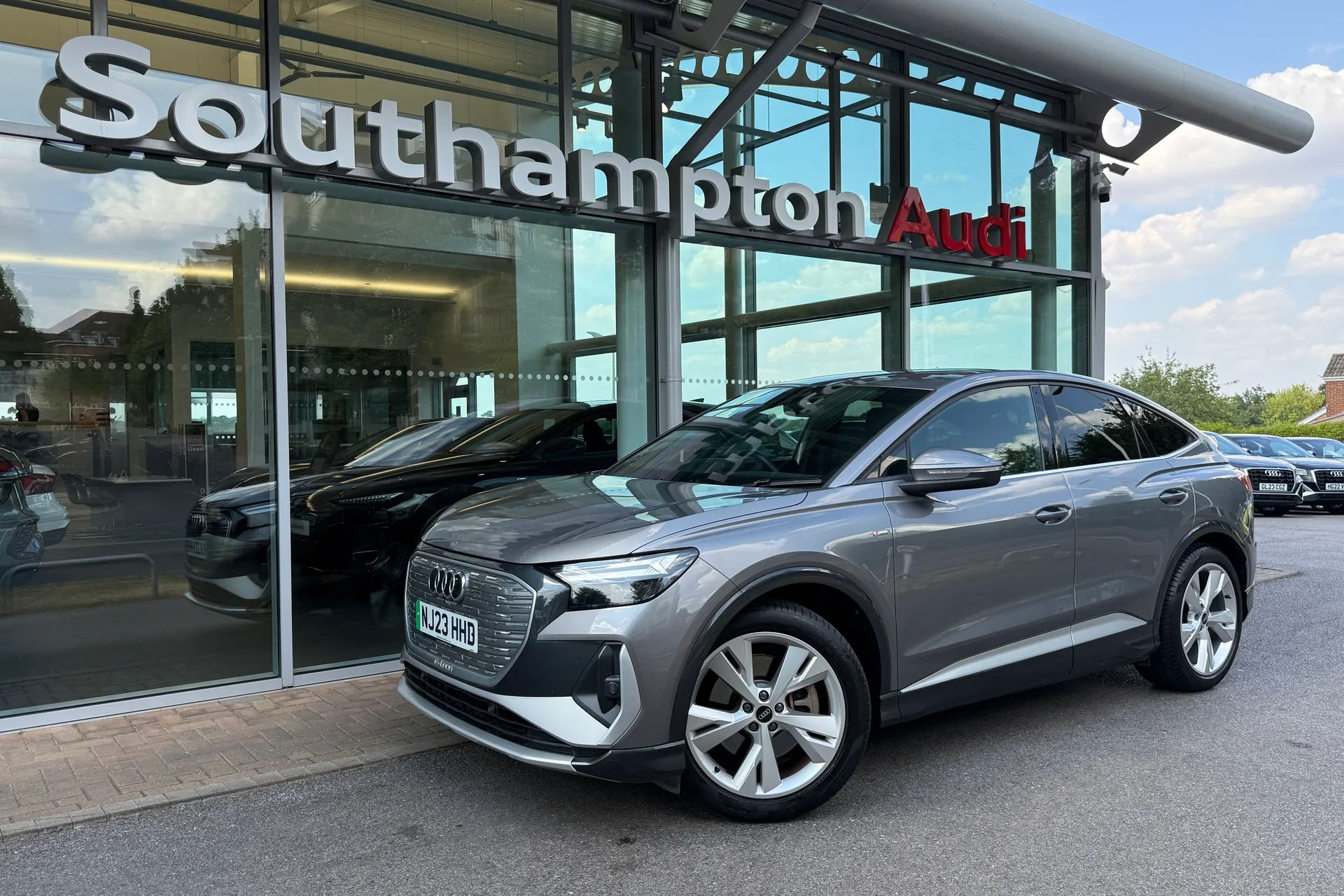 Audi Q4 thumbnail image number 55