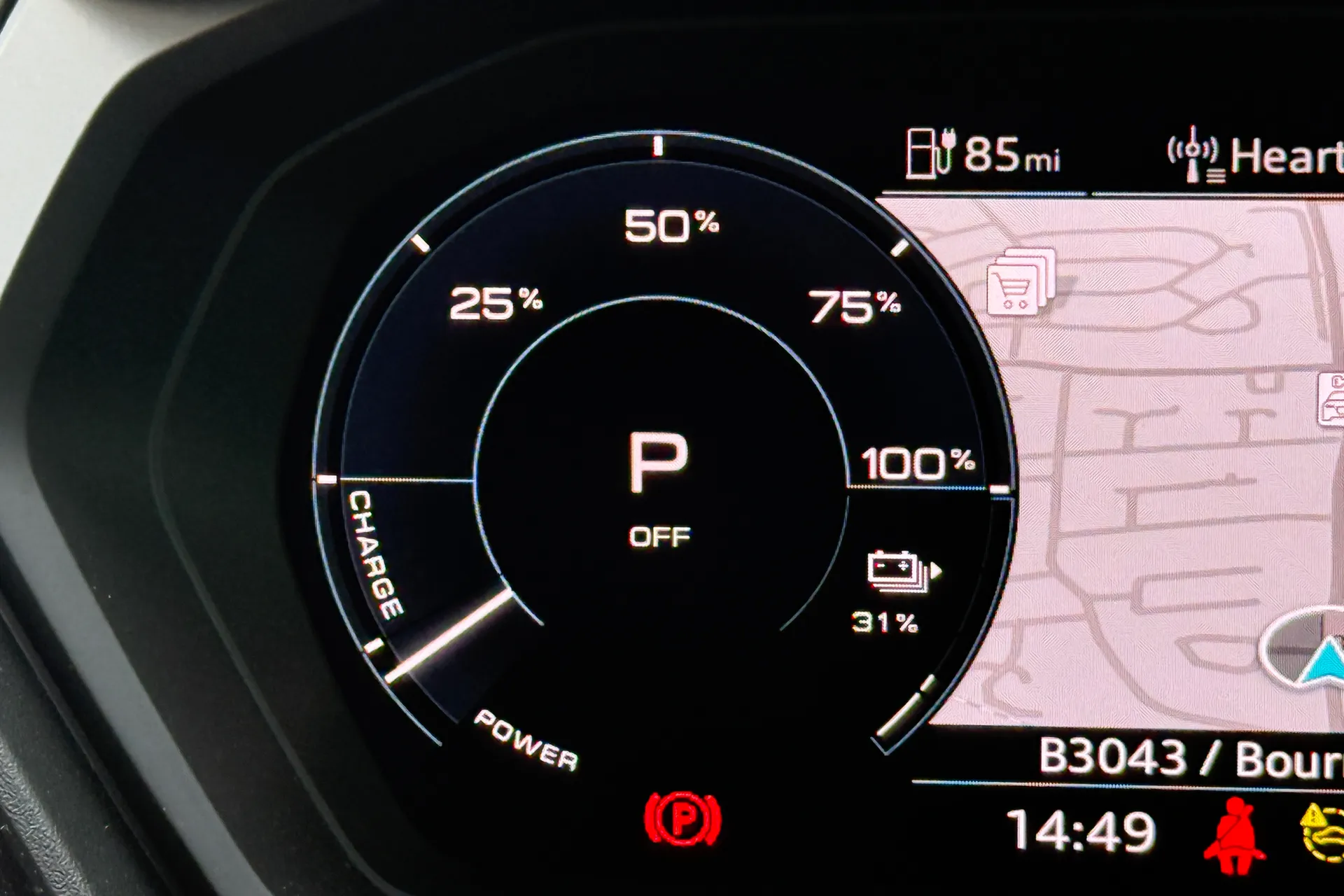 Audi Q4 thumbnail image number 9