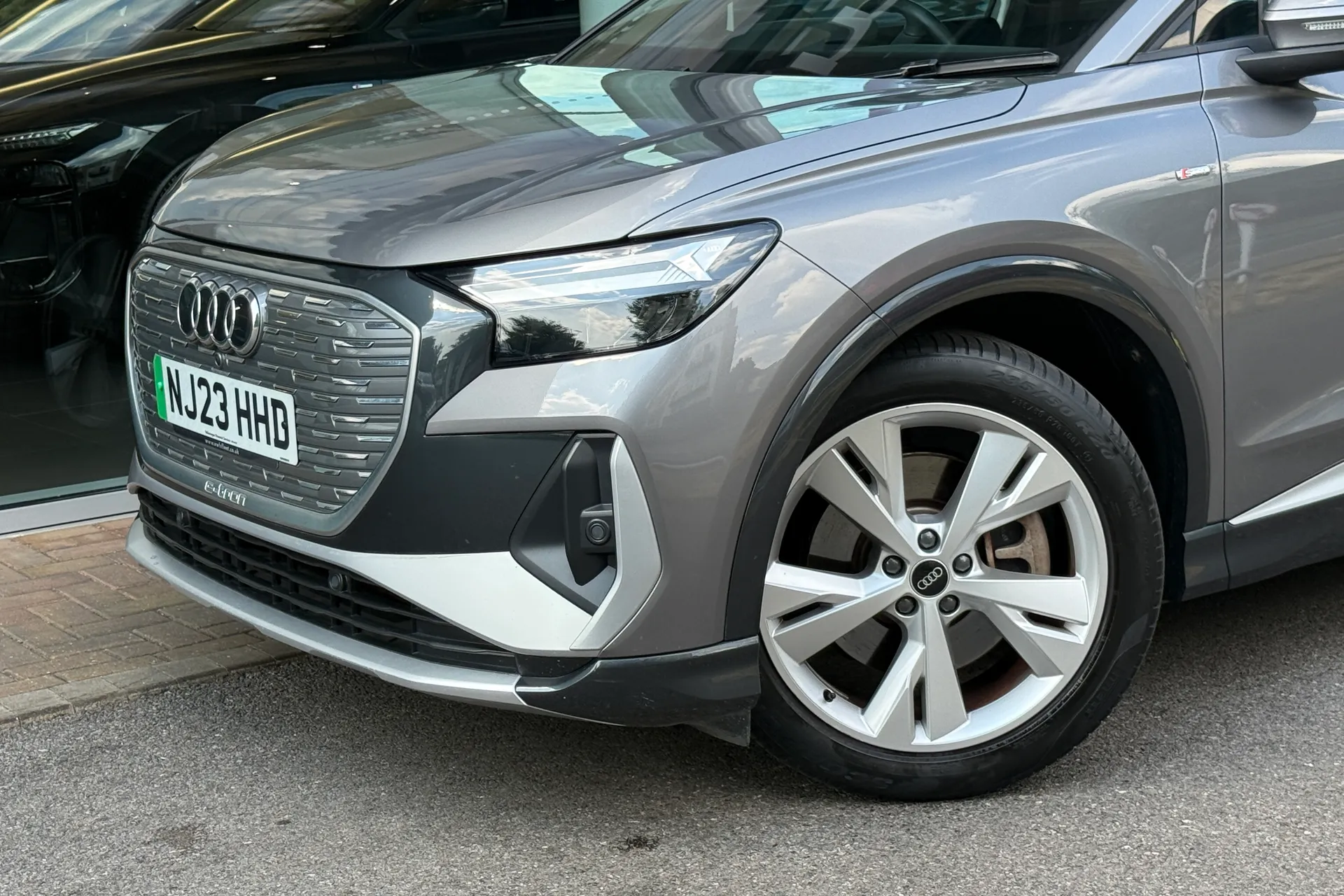 Audi Q4 thumbnail image number 54