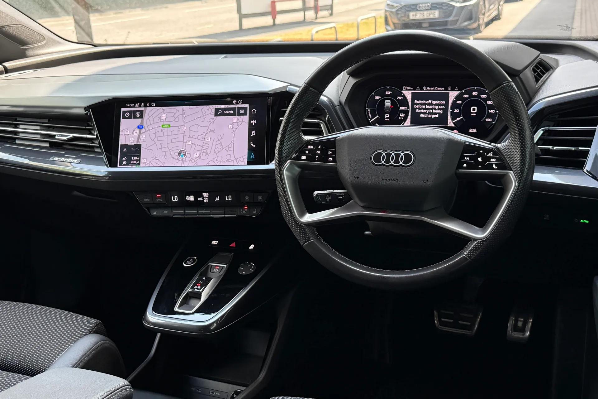 Audi Q4 thumbnail image number 37