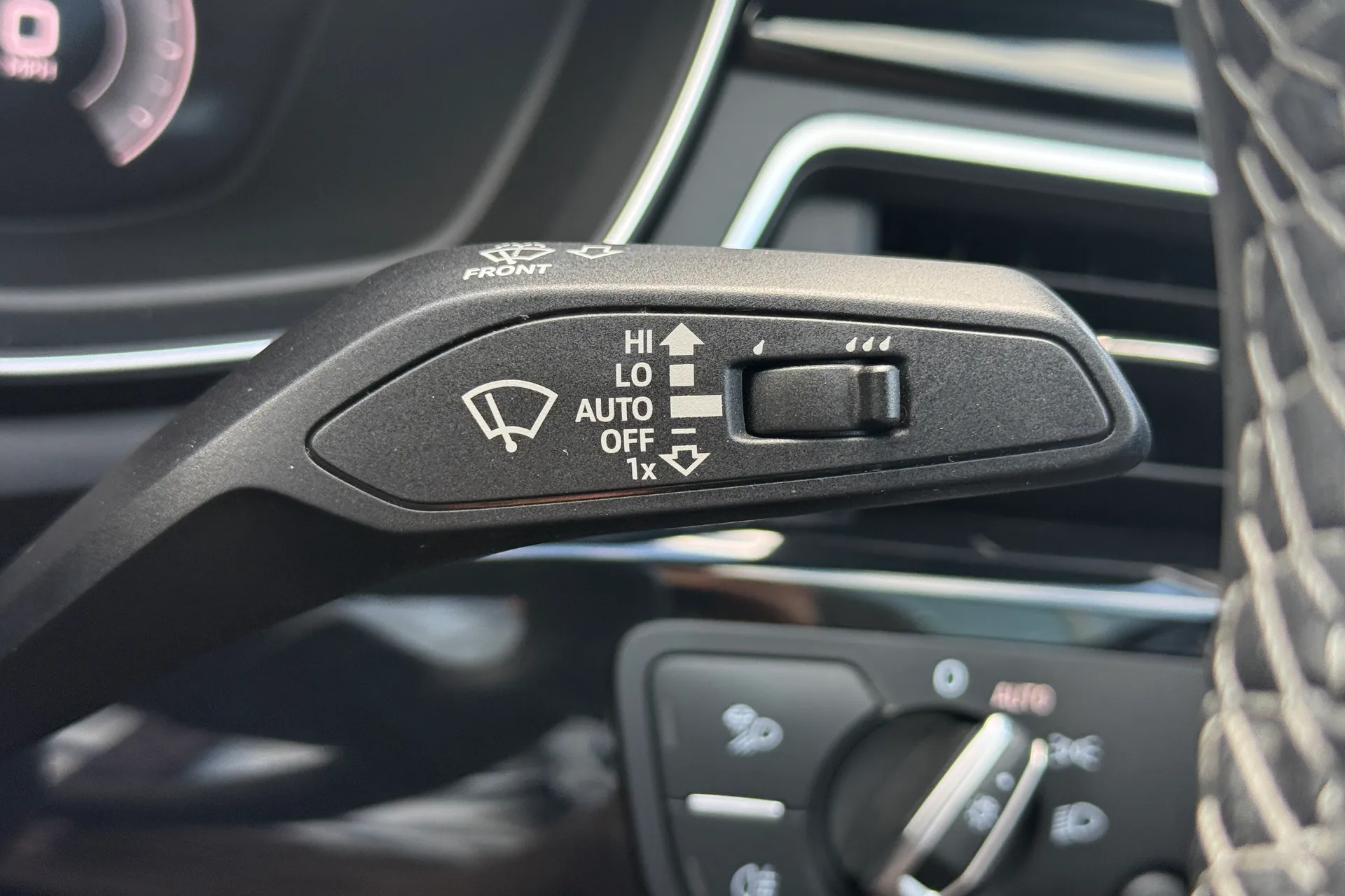 Audi A5 thumbnail image number 18