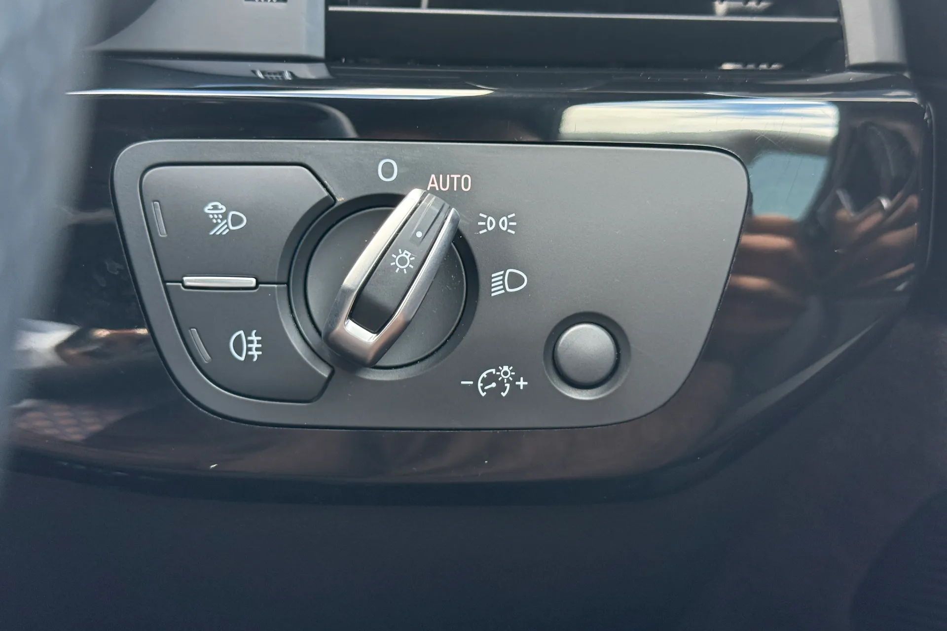Audi A5 thumbnail image number 19