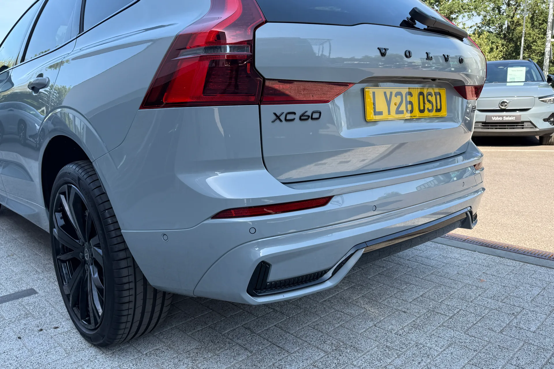 Volvo XC60 thumbnail image number 20