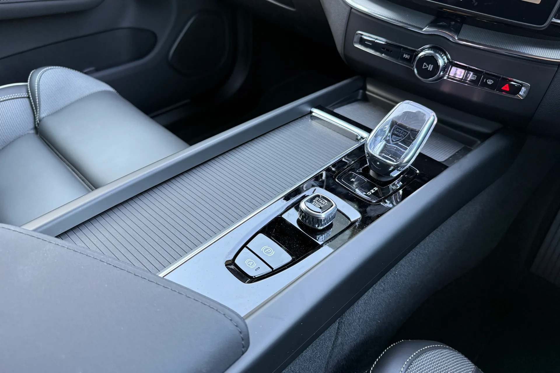 Volvo XC60 thumbnail image number 45