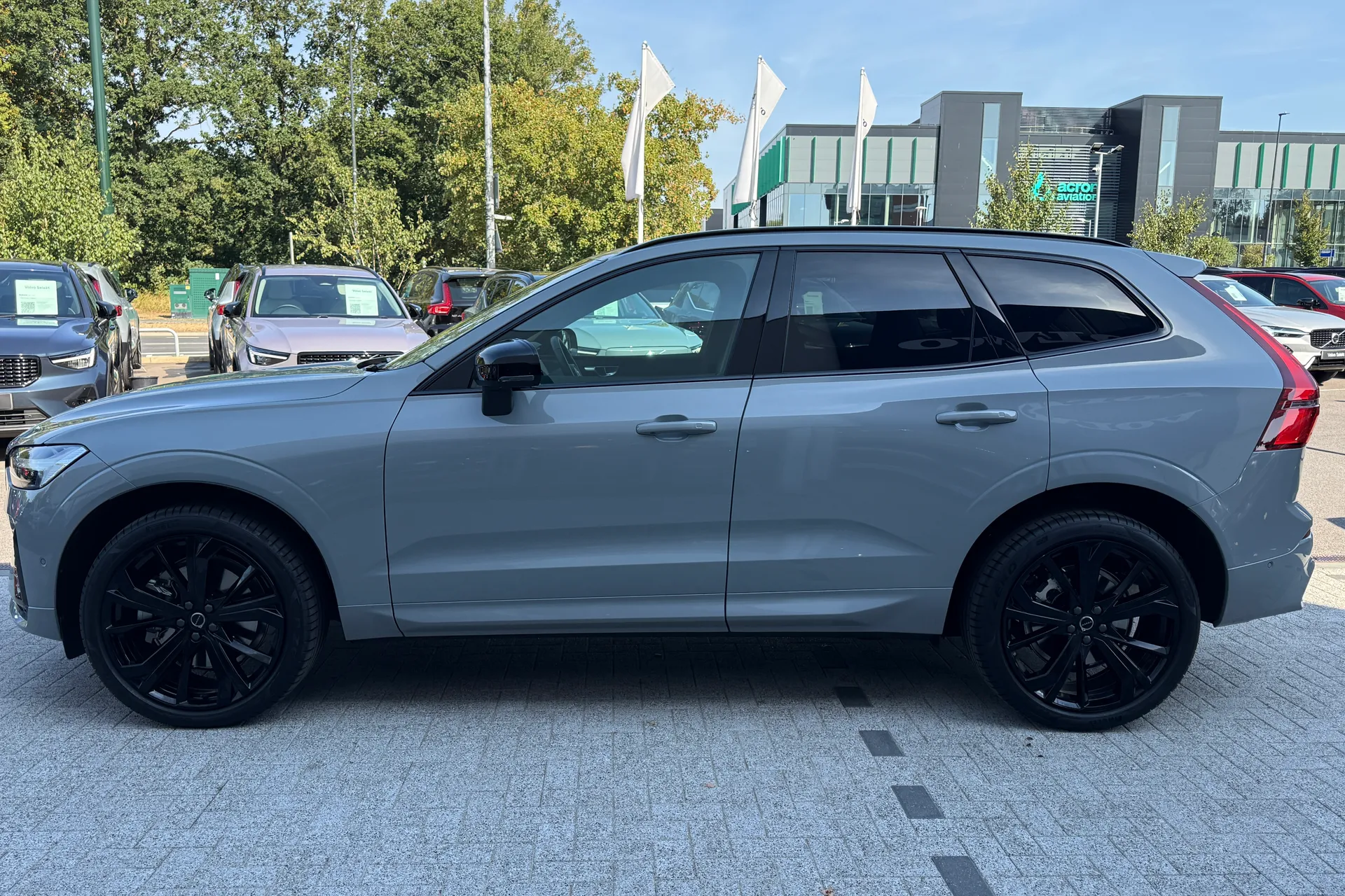 Volvo XC60 thumbnail image number 12
