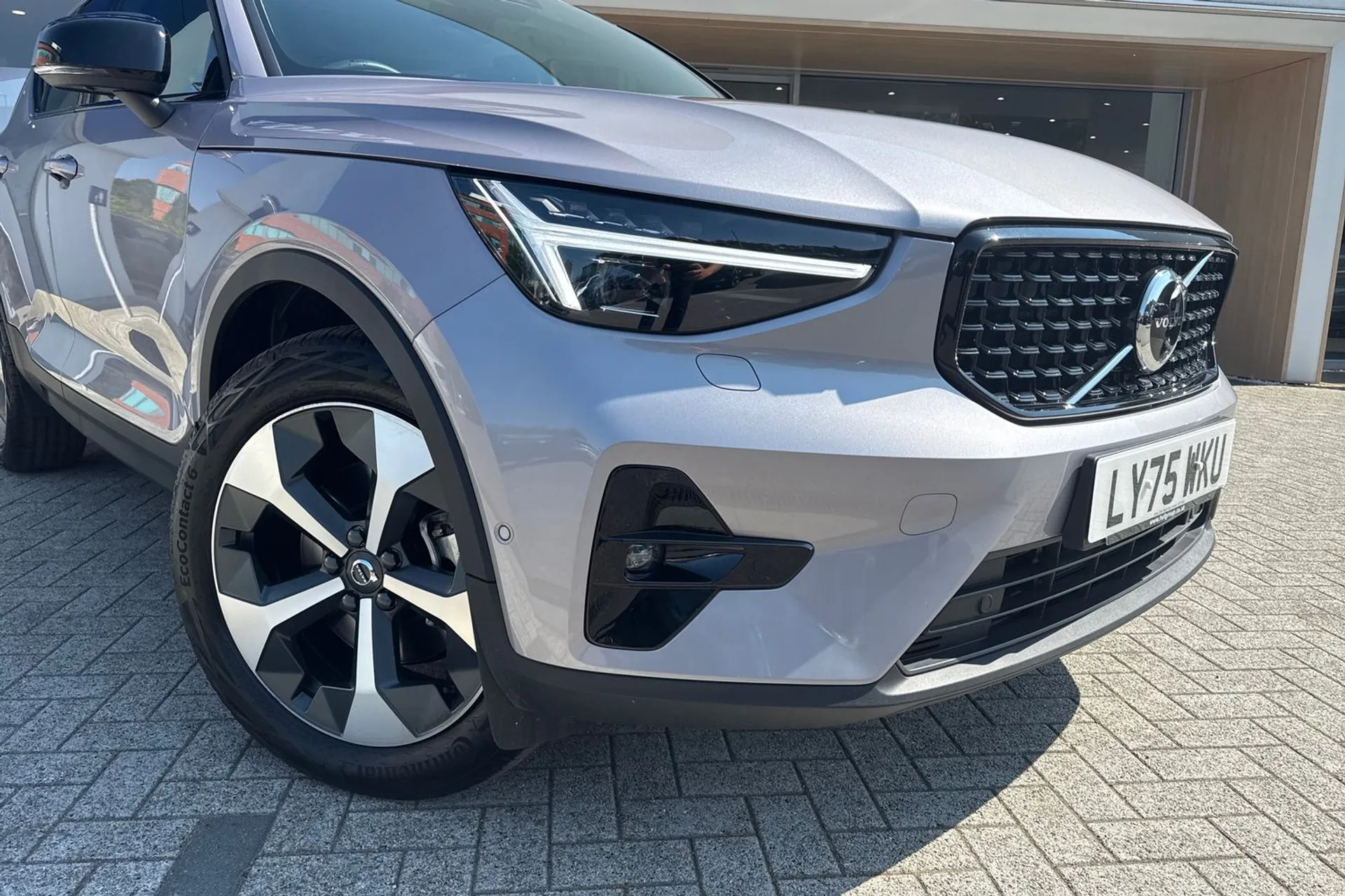 Volvo XC40 thumbnail image number 7